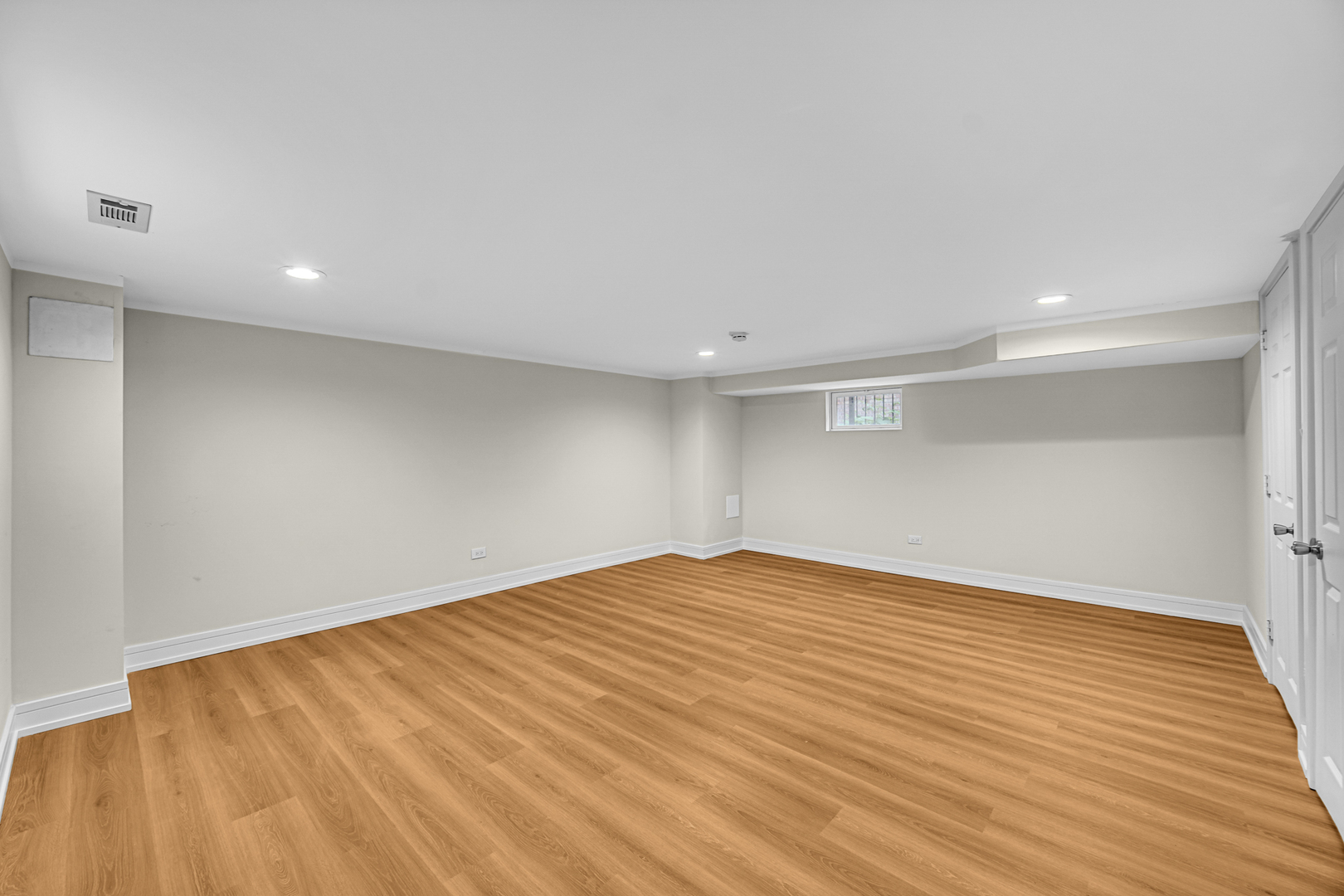 55 E 75th Street, Chicago, IL 60619