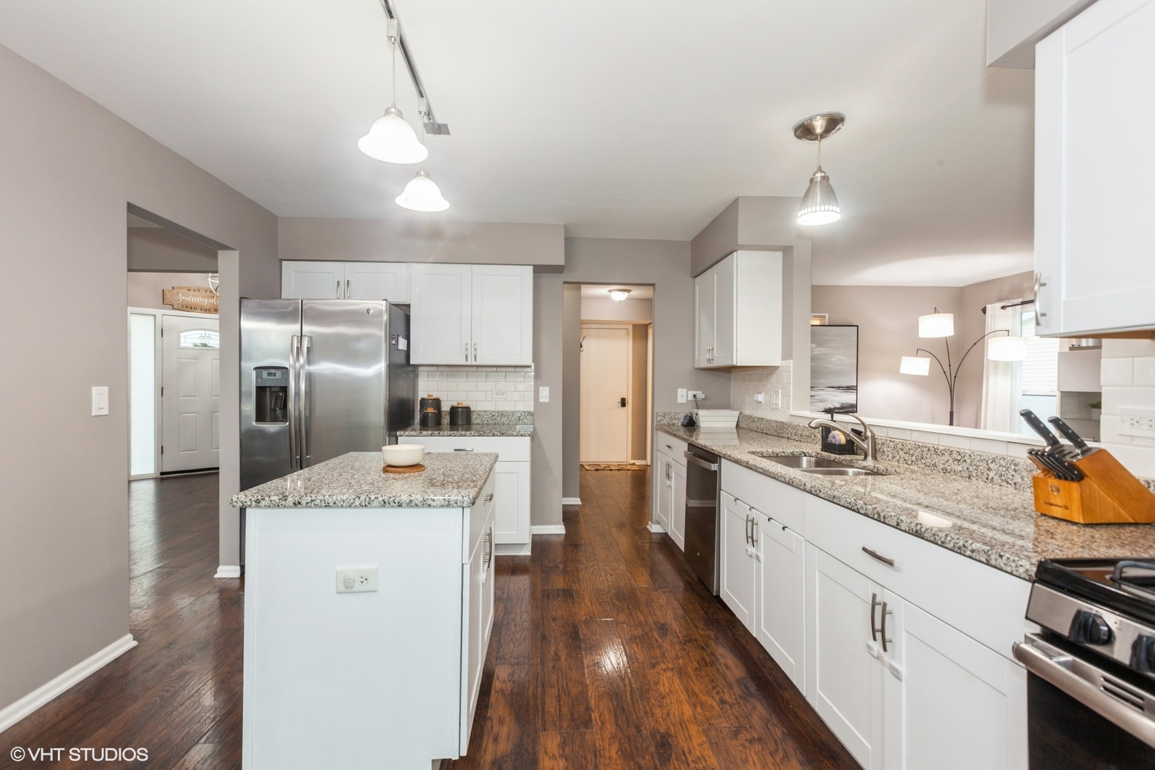 496 Rebecca Lane, Bolingbrook, IL 60440