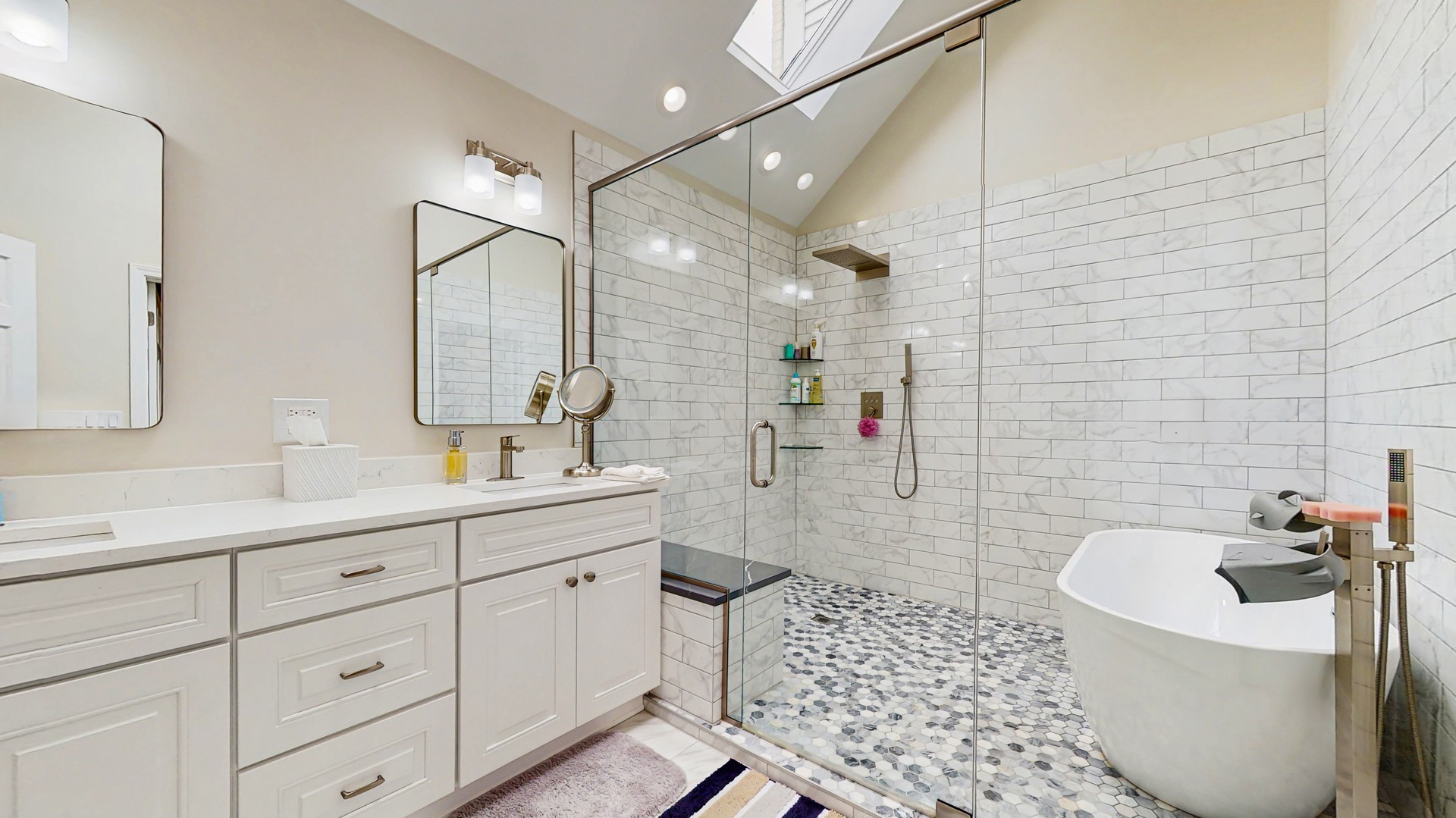 3010 35th Street, Oak Brook, IL 60523