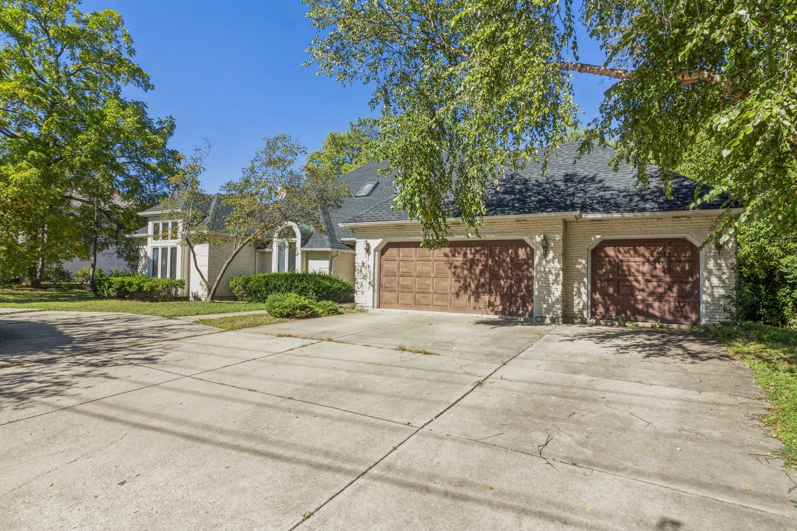 3010 35th Street, Oak Brook, IL 60523