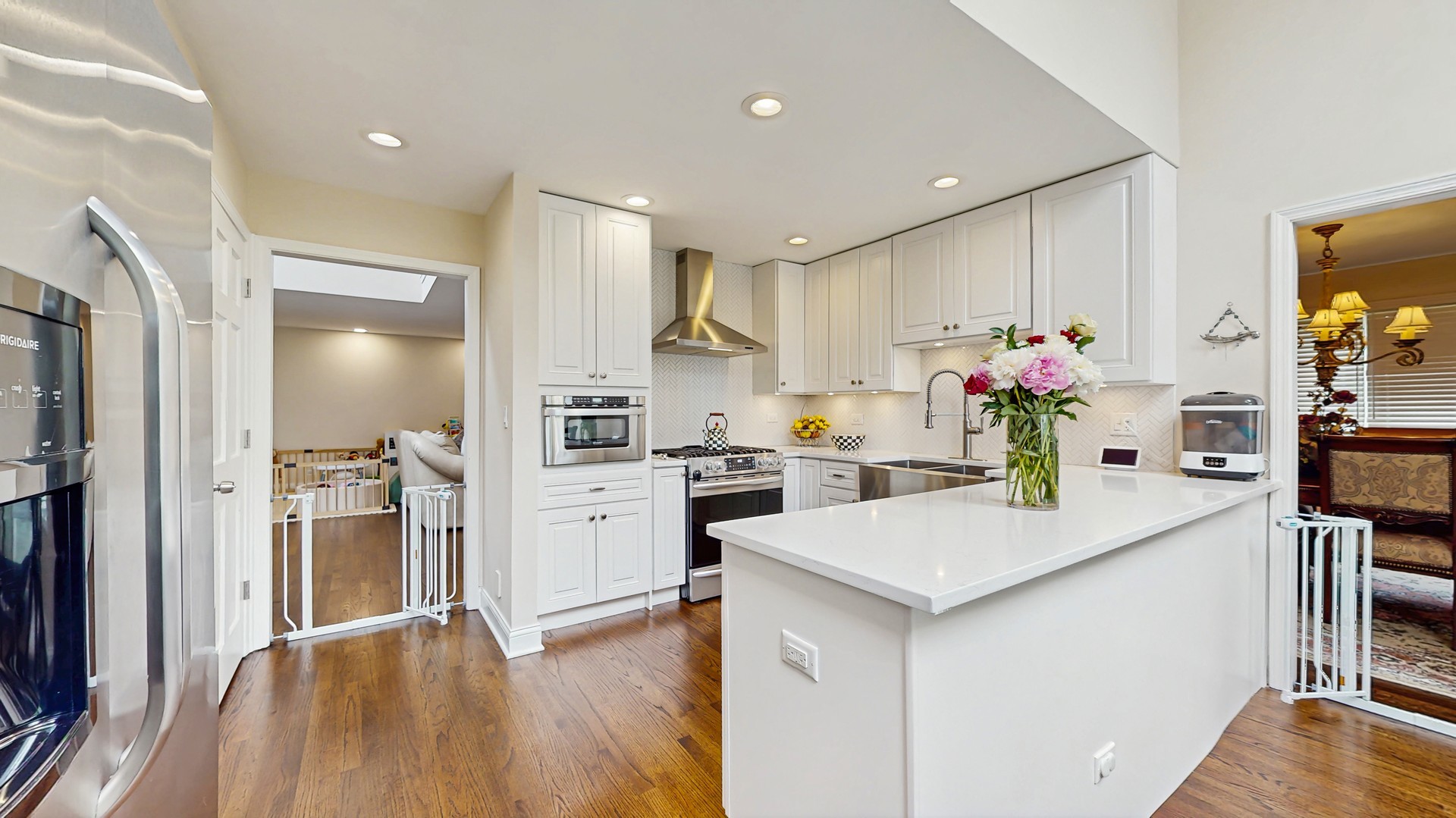 3010 35th Street, Oak Brook, IL 60523