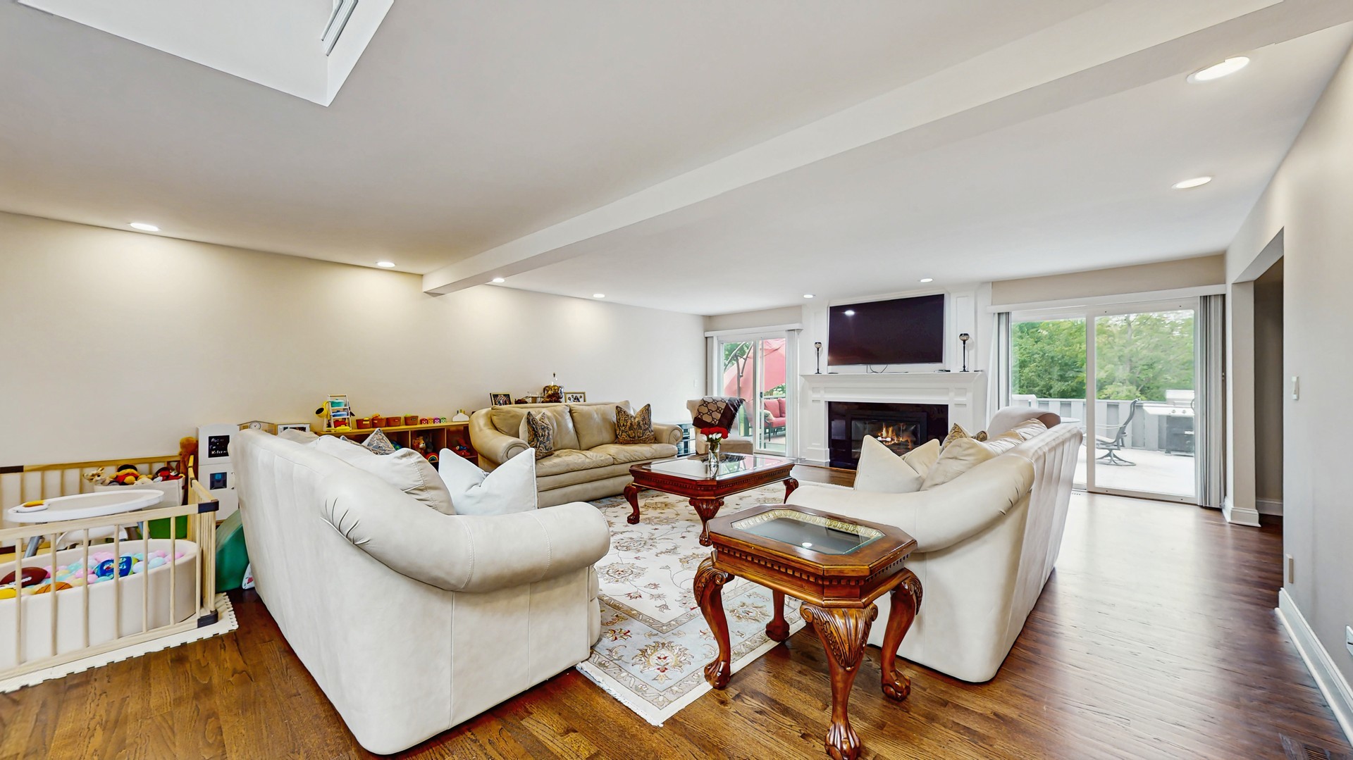 3010 35th Street, Oak Brook, IL 60523