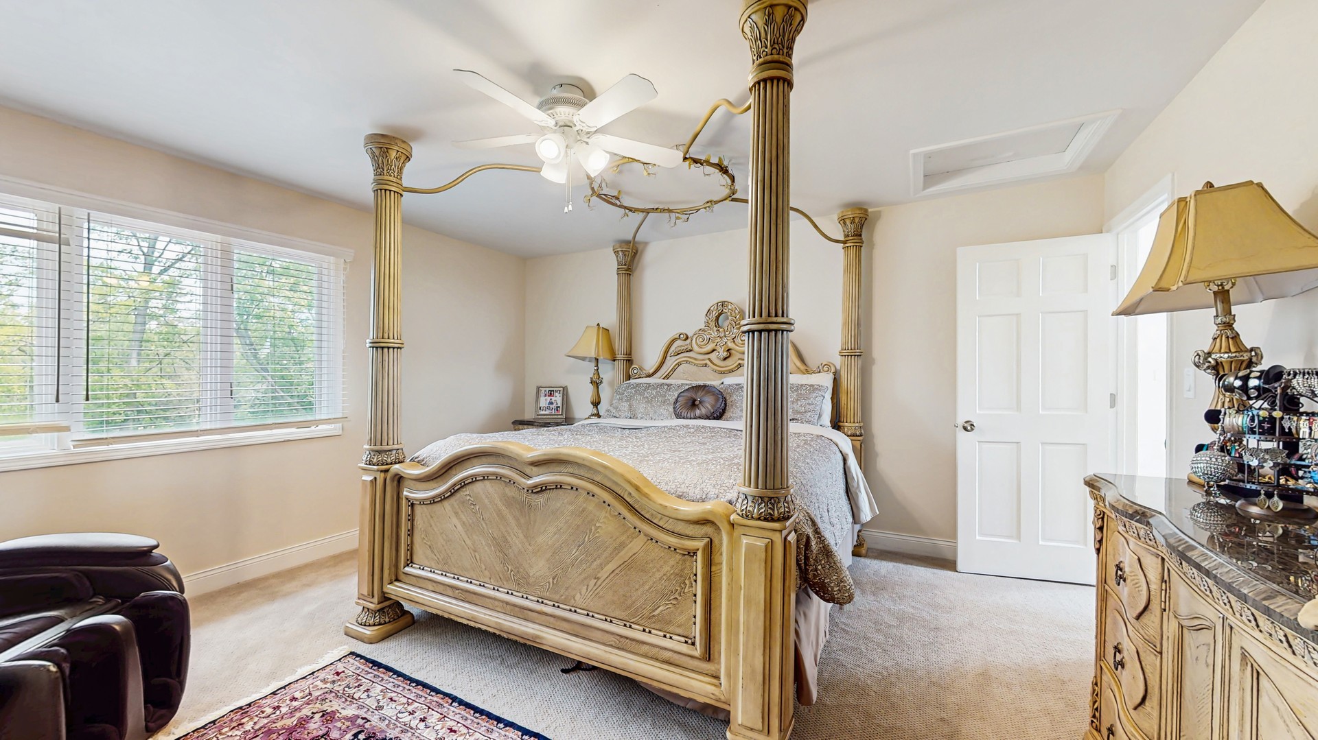 3010 35th Street, Oak Brook, IL 60523
