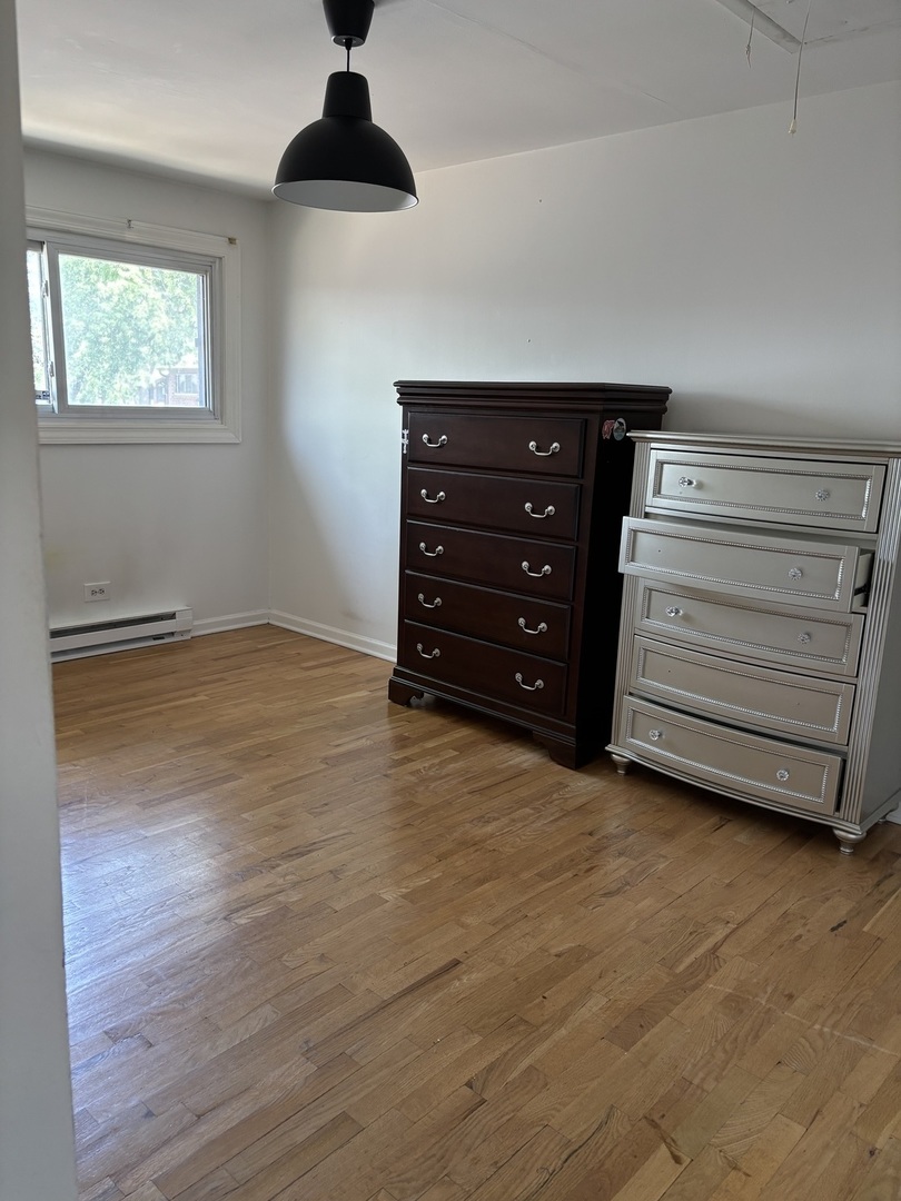18W168 Standish Lane, Villa Park, IL 60181