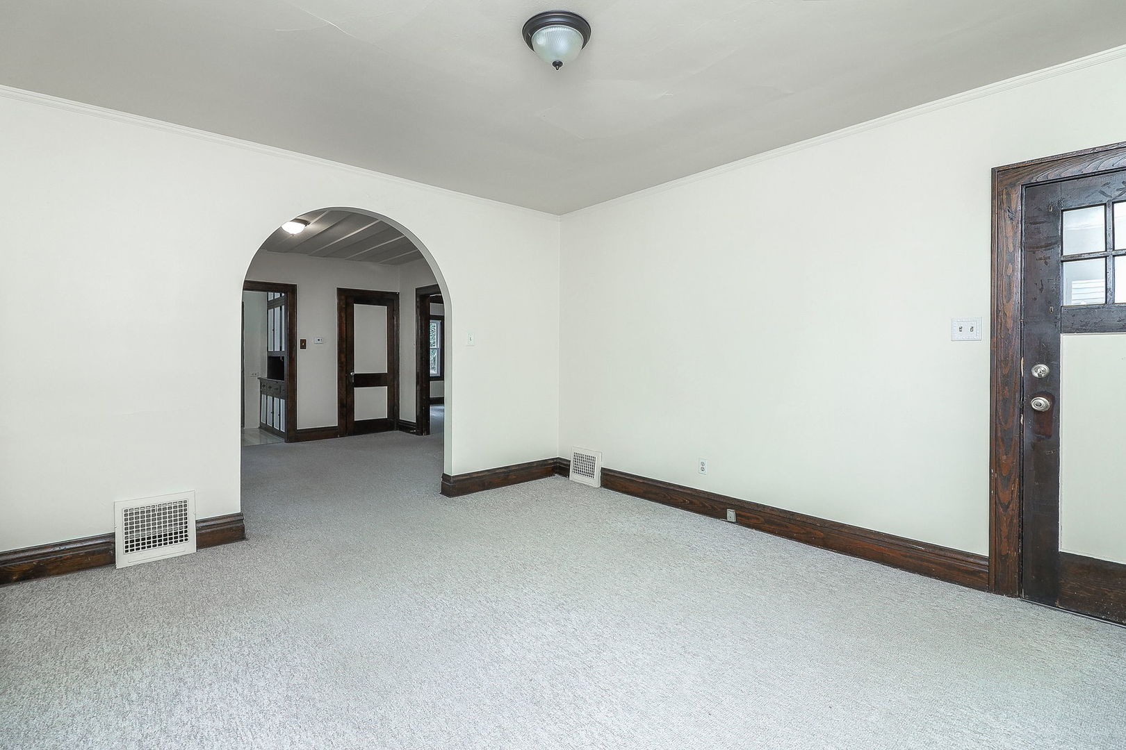 4952 Linscott Avenue, Downers Grove, IL 60515