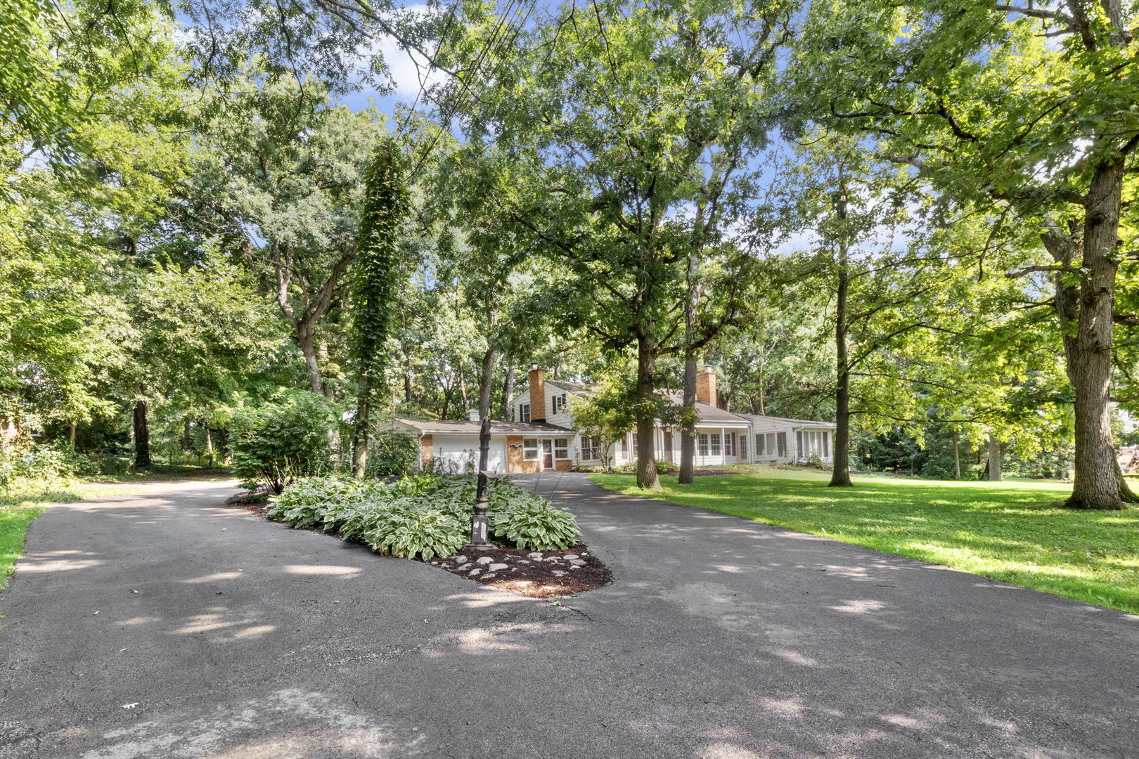 12222 Rambling Road, Homer Glen, IL 60491