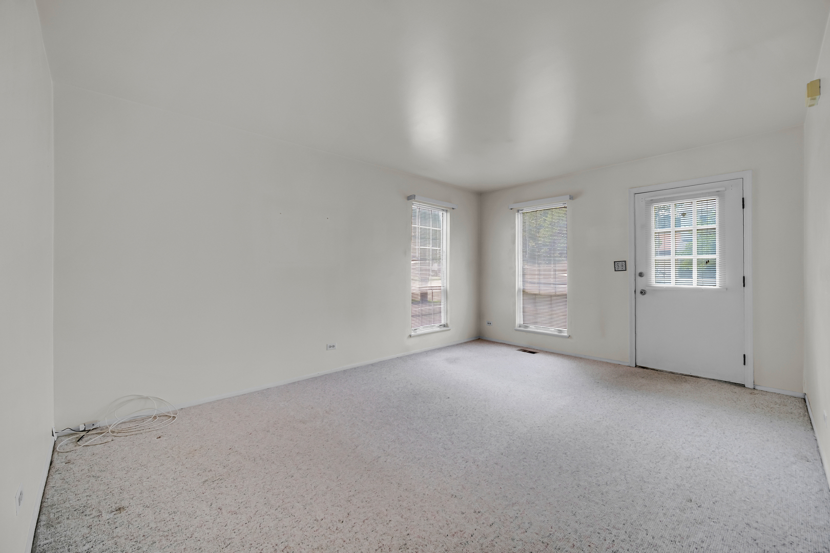 3S121 Briarwood Drive, Warrenville, IL 60555
