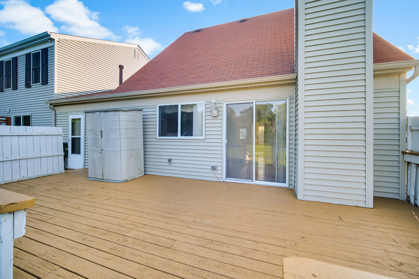 3S121 Briarwood Drive, Warrenville, IL 60555