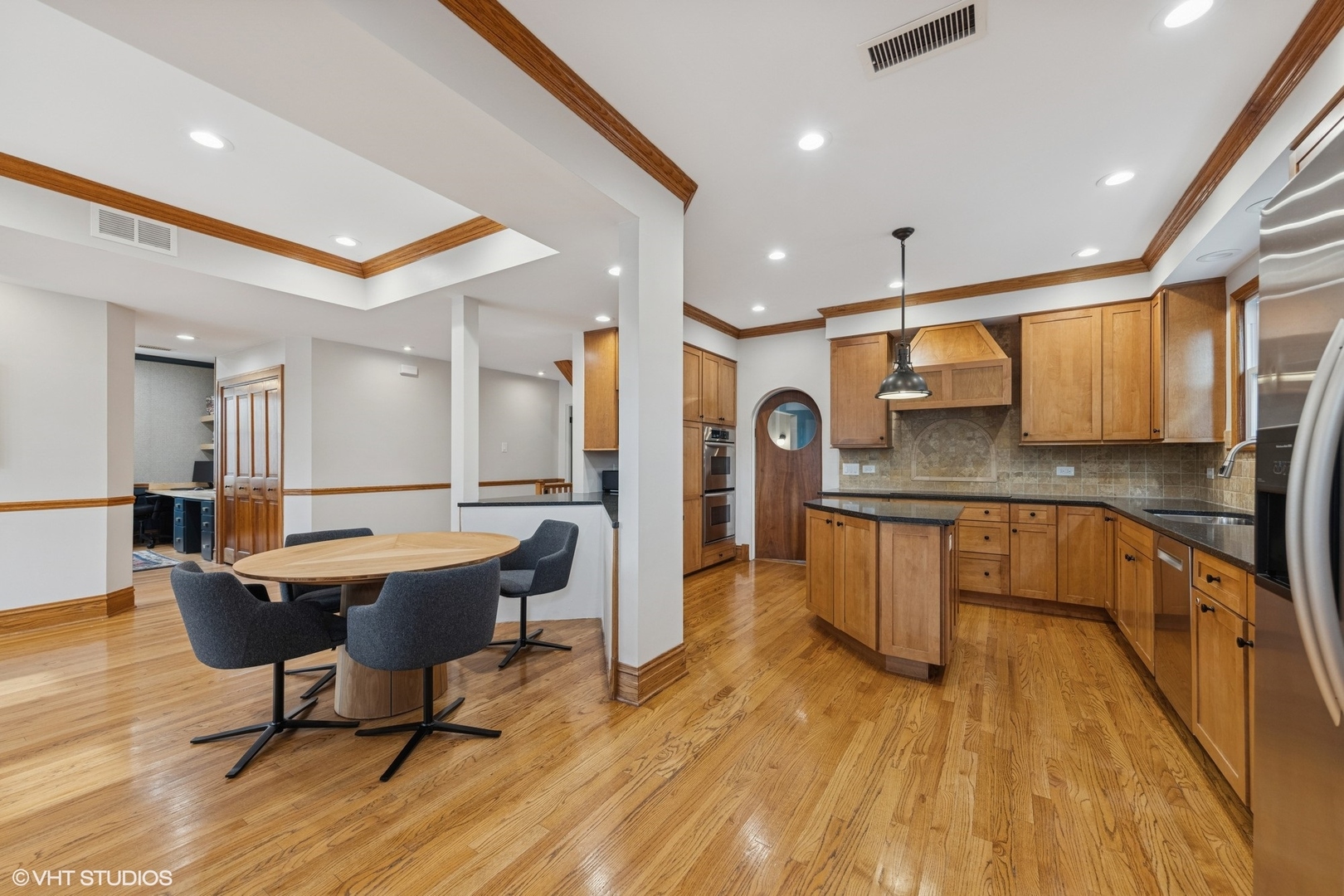 1118 N Kenilworth Avenue, Oak Park, IL 60302
