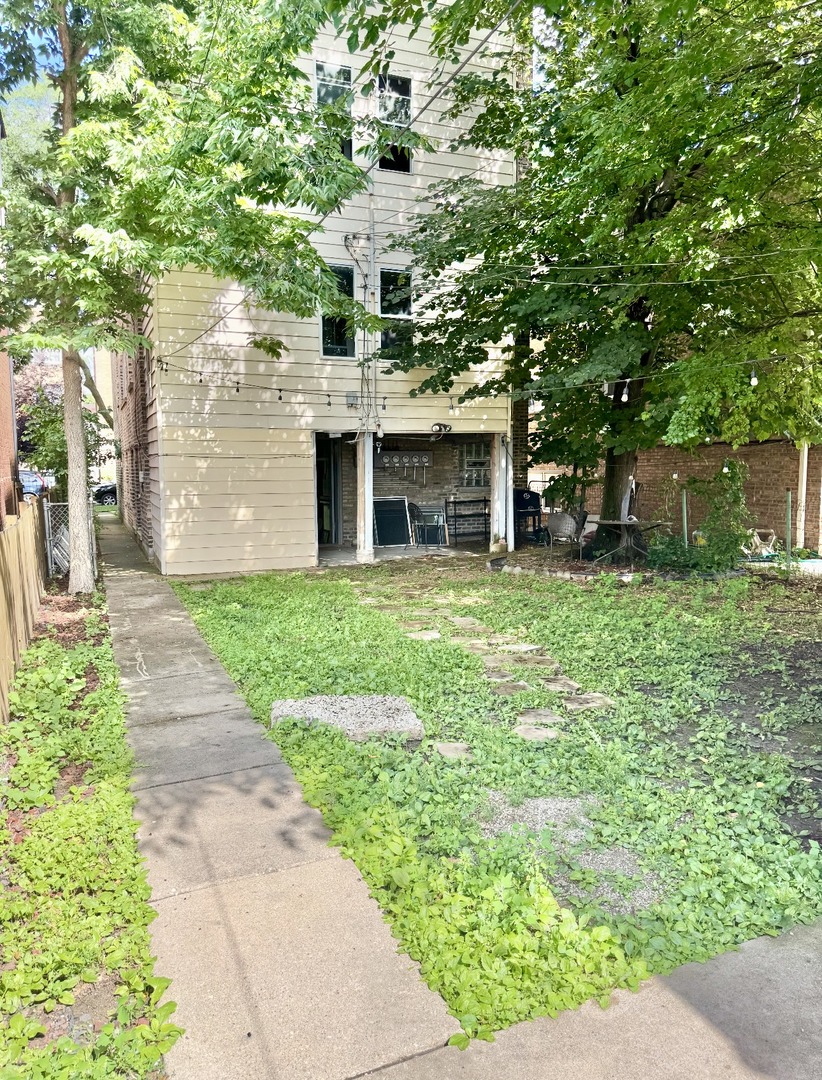 4036 N Mozart Street, Chicago, IL 60618