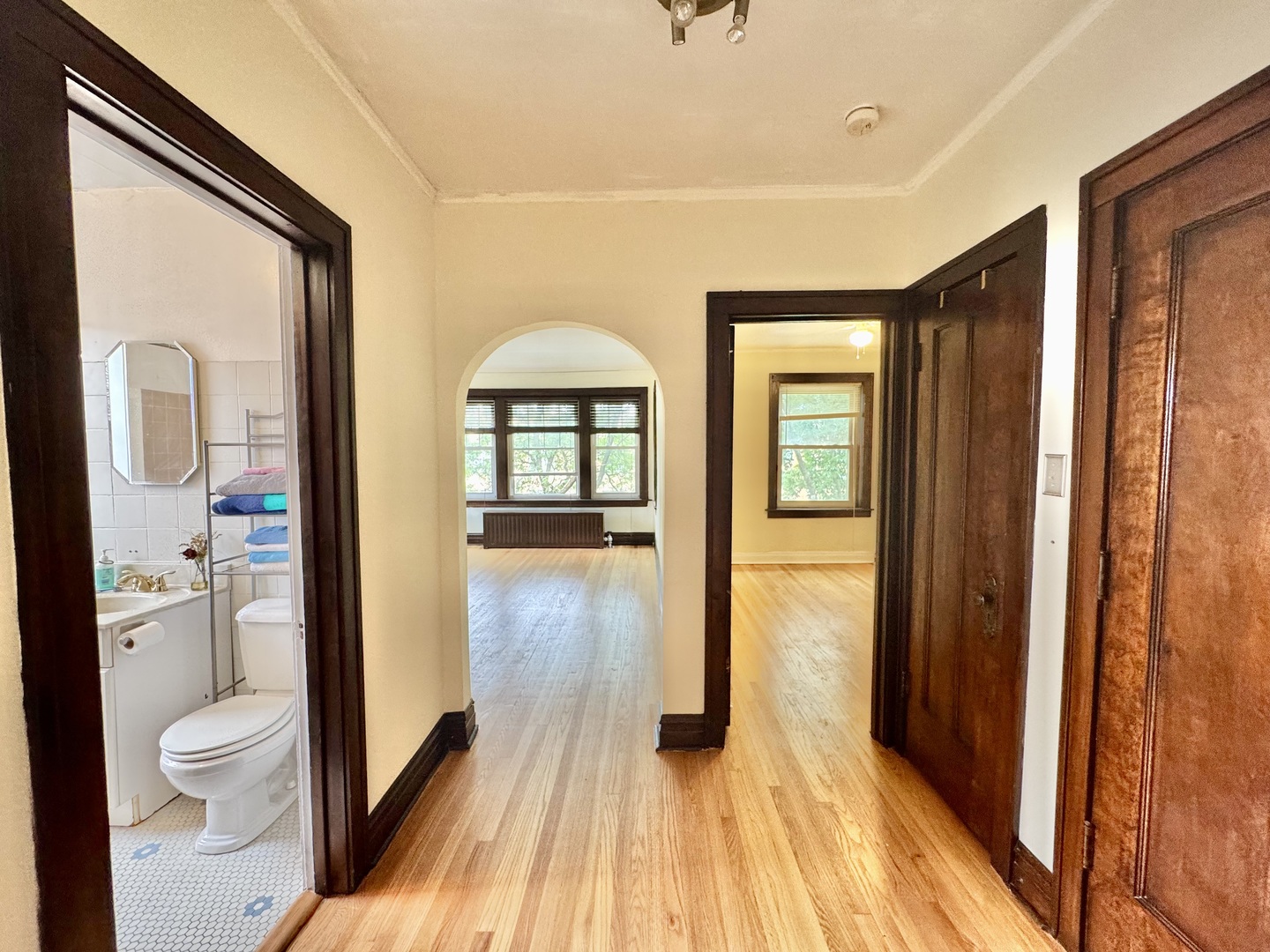 4036 N Mozart Street, Chicago, IL 60618