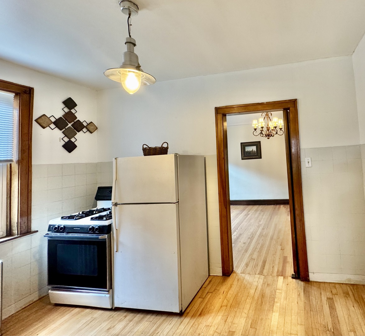 4036 N Mozart Street, Chicago, IL 60618