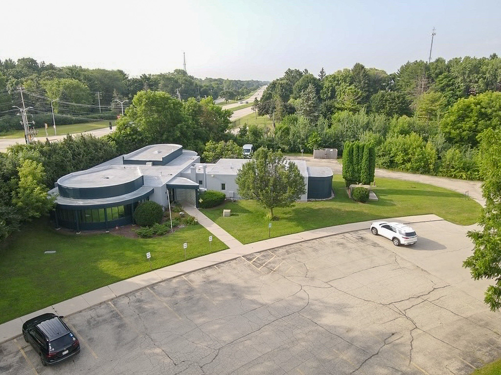 8500 Green Bay Road, Pleasant Prairie, WI 53158