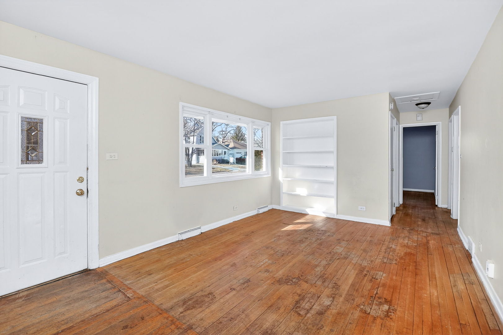 4945 Middaugh Avenue, Downers Grove, IL 60515