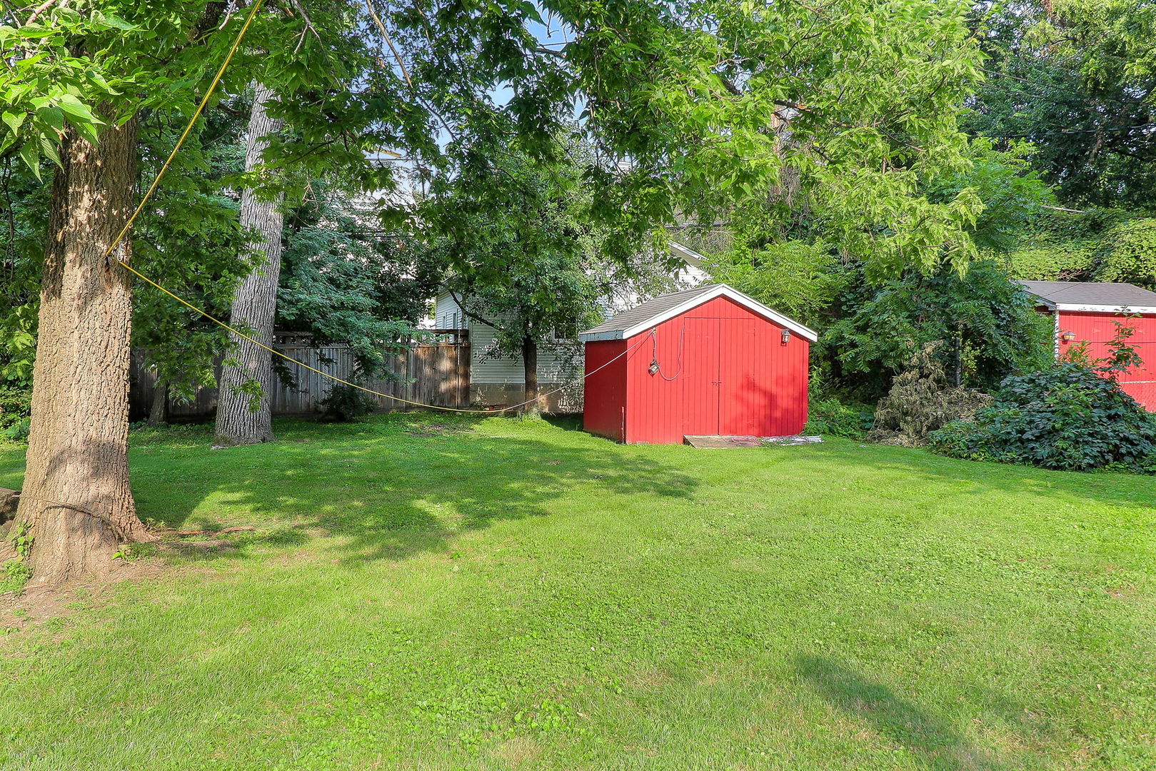 4945 Middaugh Avenue, Downers Grove, IL 60515