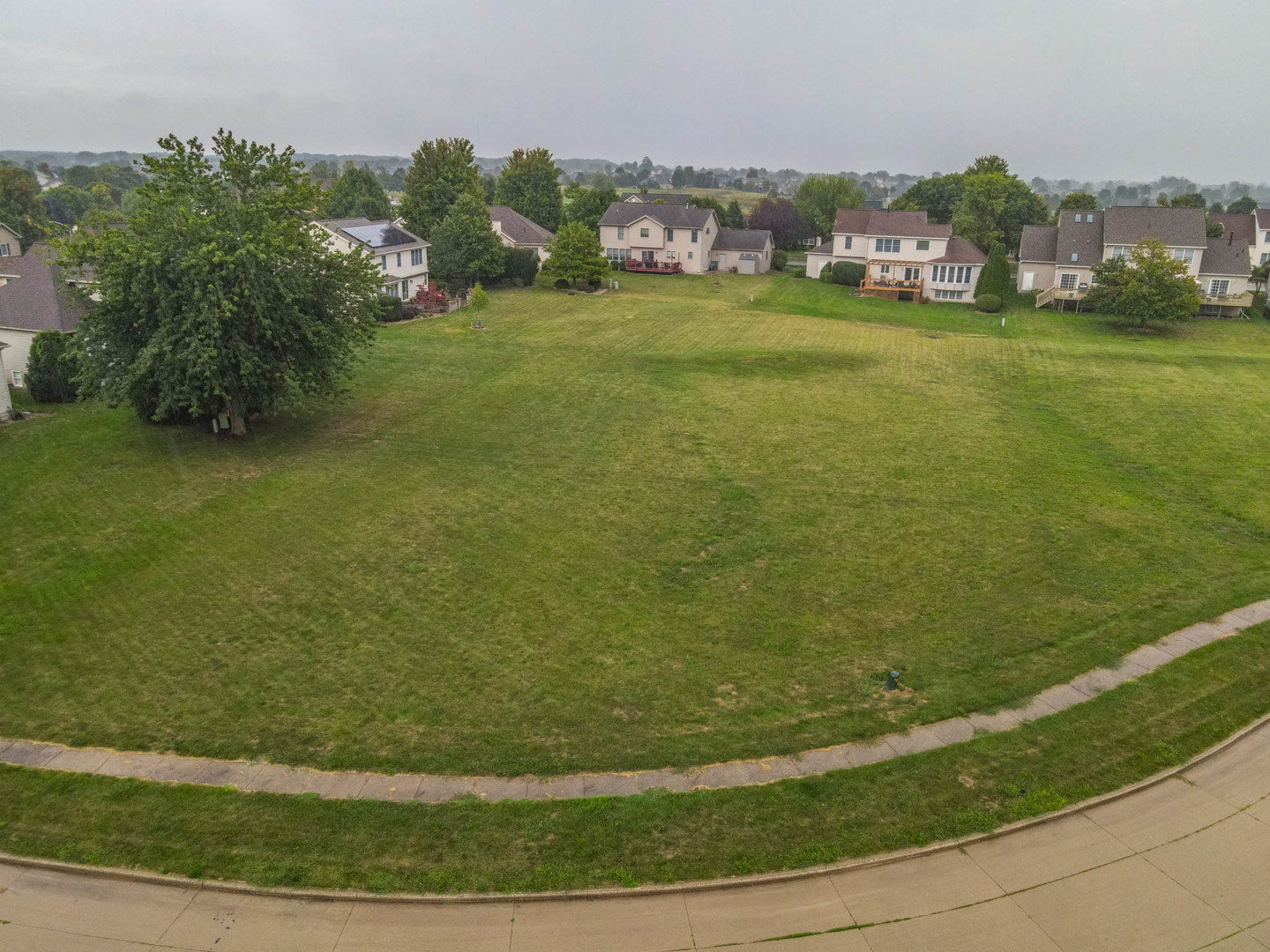 69 Pebblebrook Court, Bloomington, IL 61705