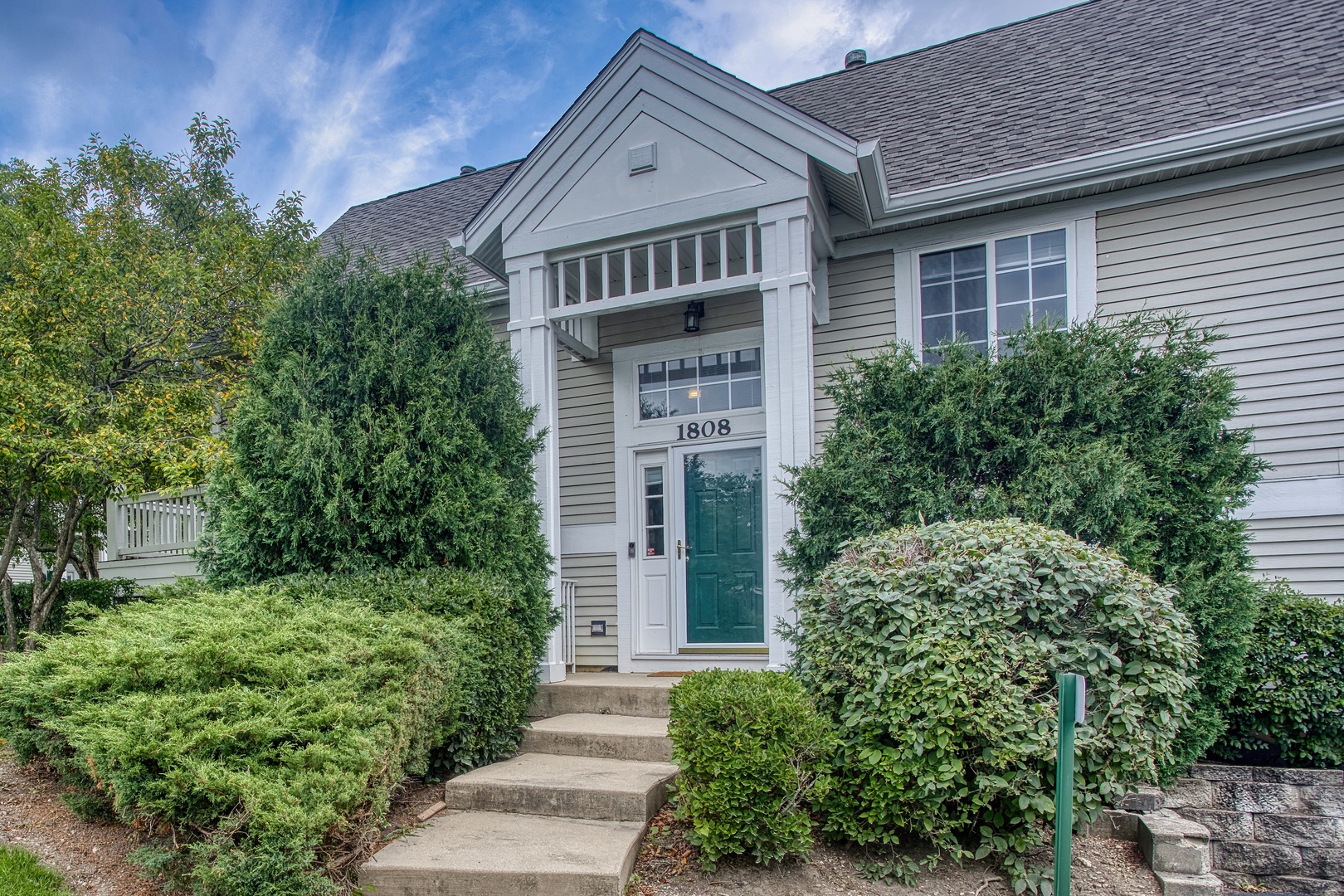 1808 Concord Drive, Glendale Heights, IL 60139