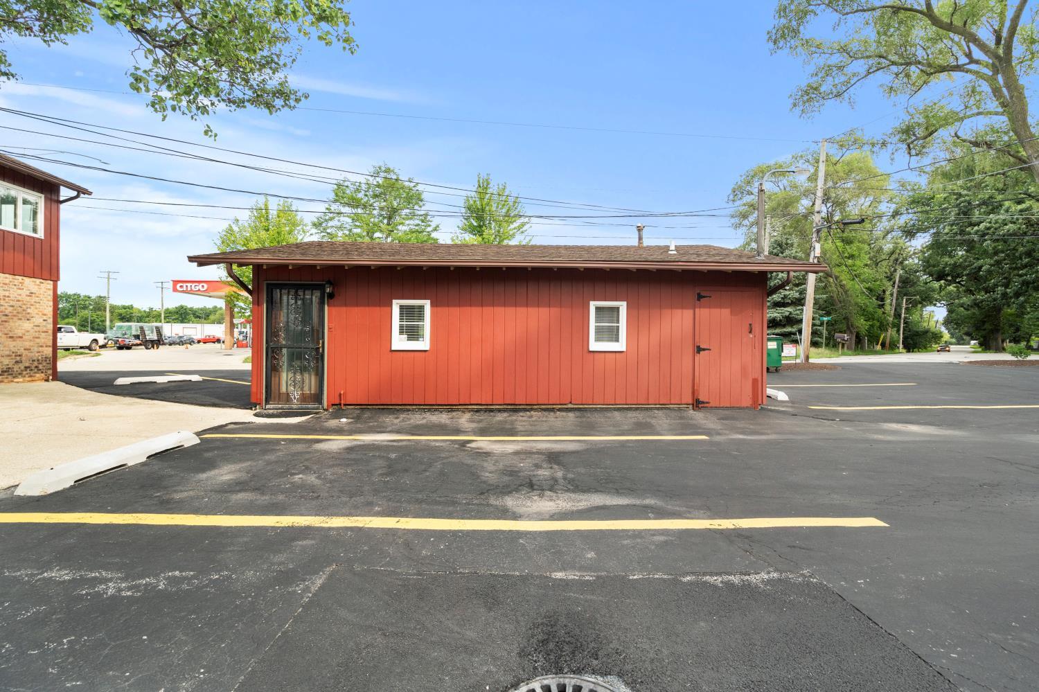 16143 South Lincoln Highway, Plainfield, IL 60544