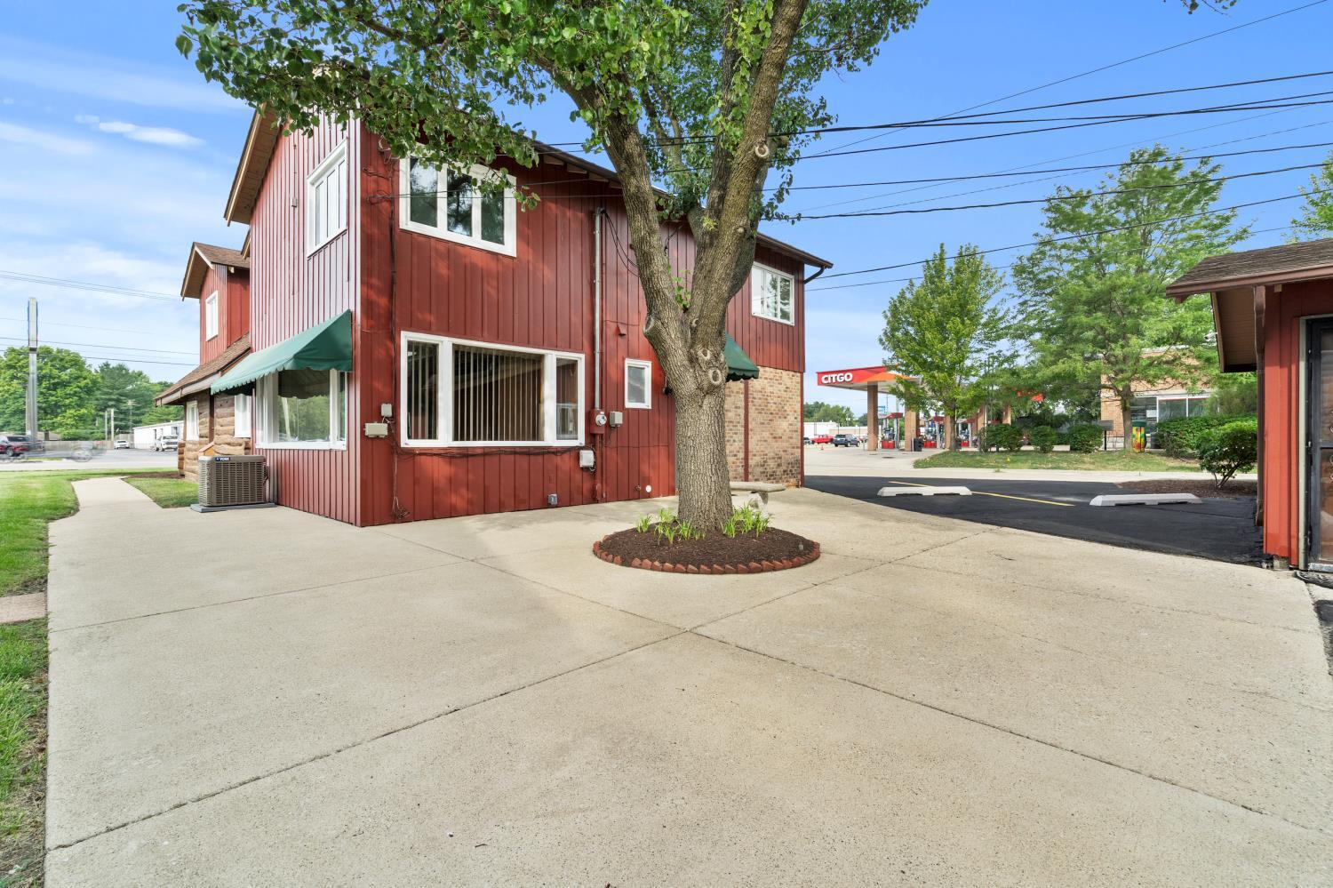 16143 South Lincoln Highway, Plainfield, IL 60544