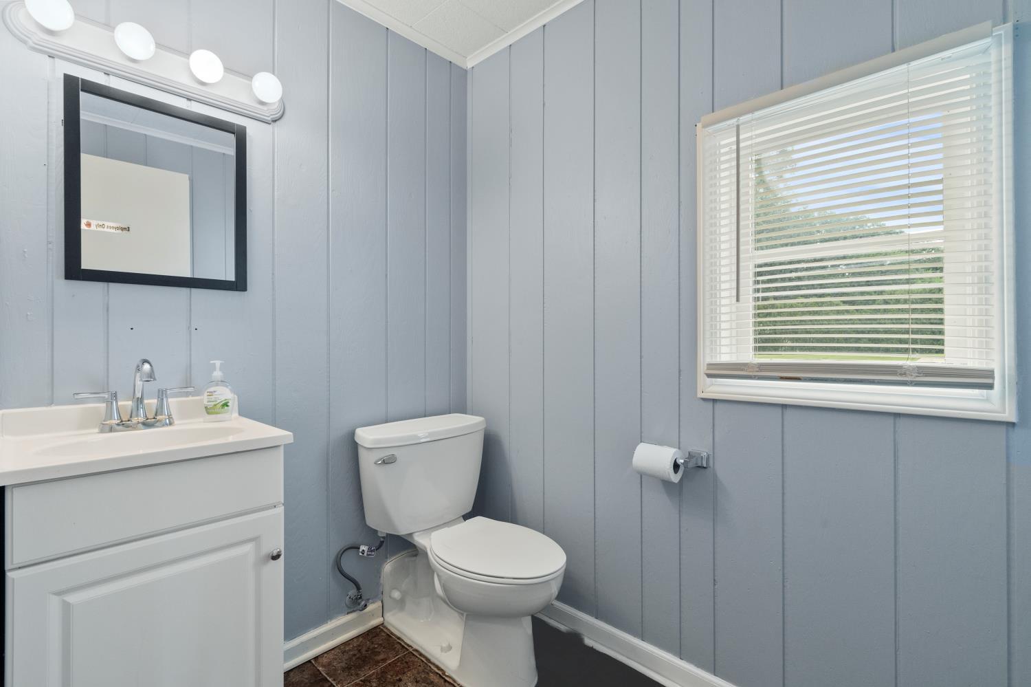 16143 South Lincoln Highway, Plainfield, IL 60544