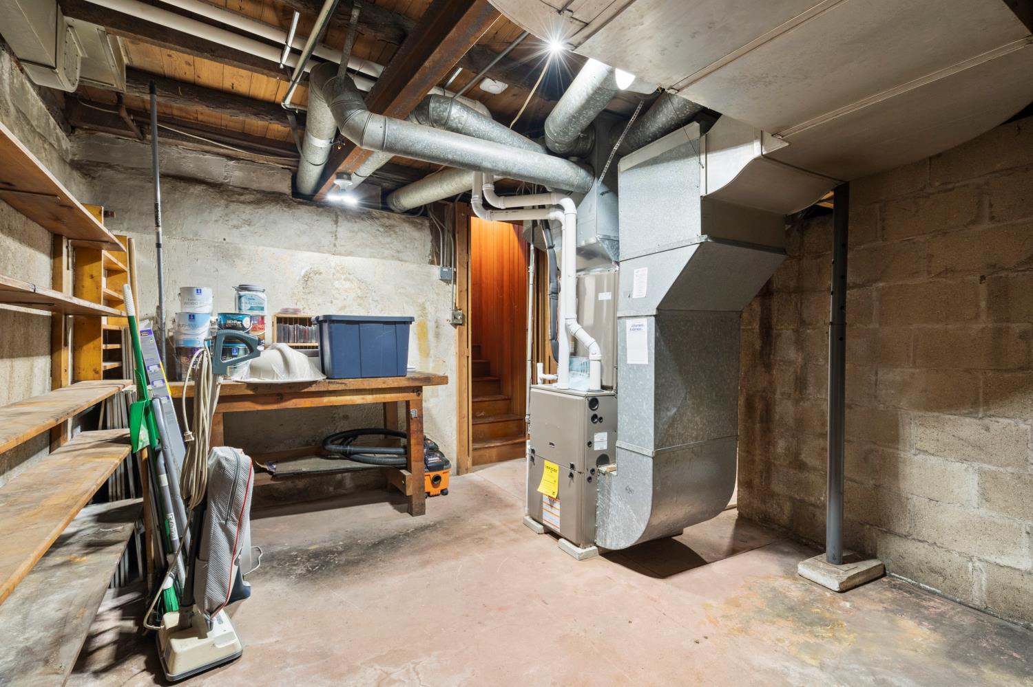 16143 South Lincoln Highway, Plainfield, IL 60544