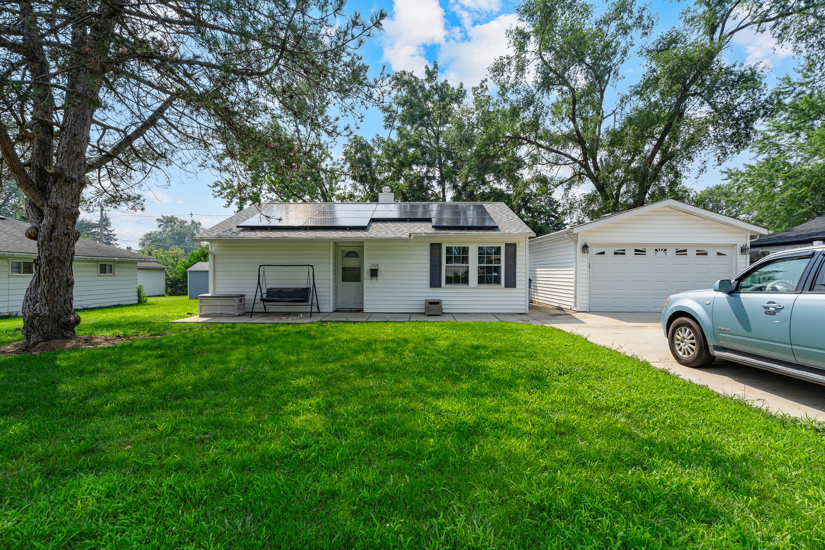 1908 Innercircle Drive, Crest Hill, IL 60403