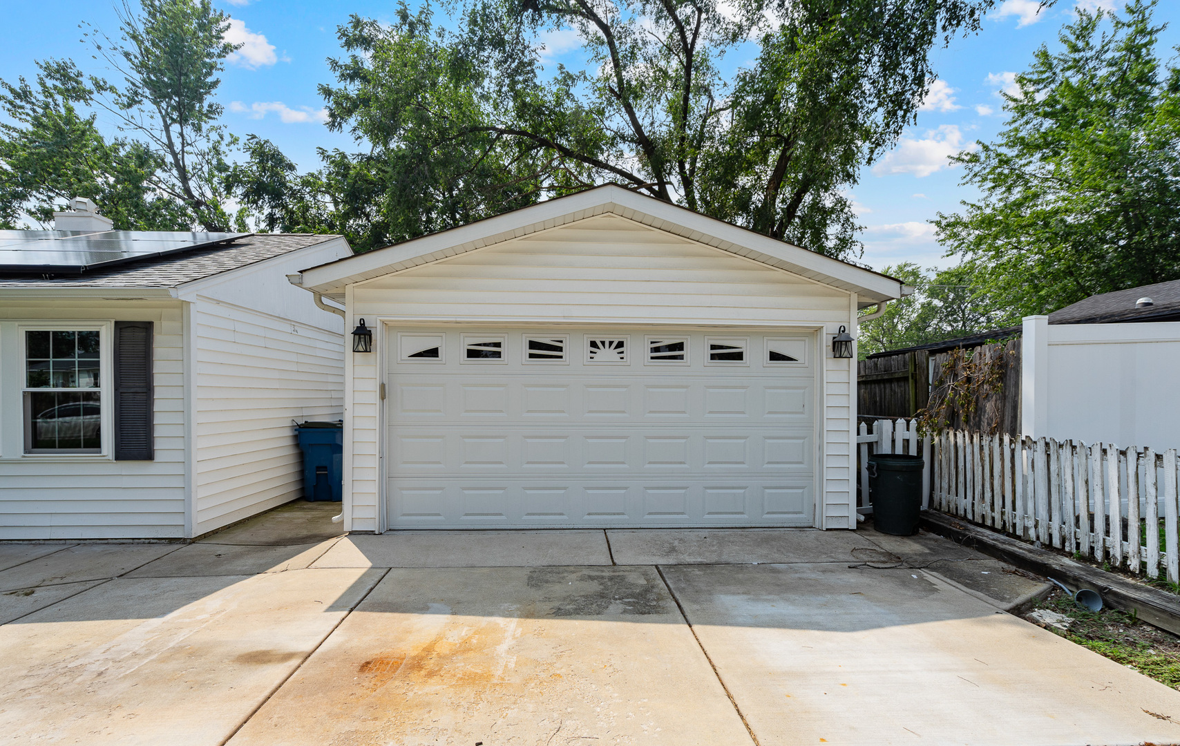 1908 Innercircle Drive, Crest Hill, IL 60403