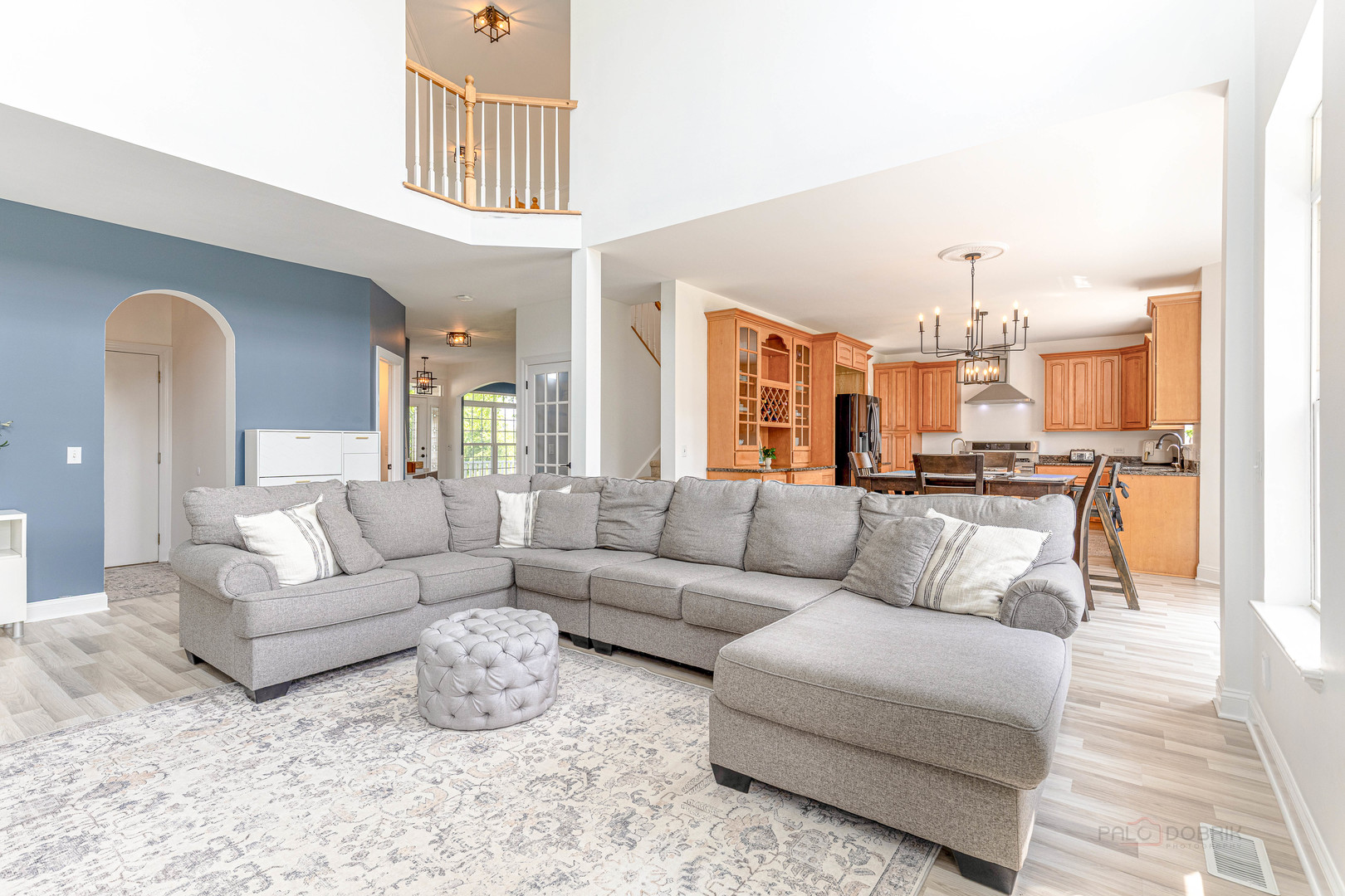 13205 W Hidden Springs Trail, Wadsworth, IL 60083