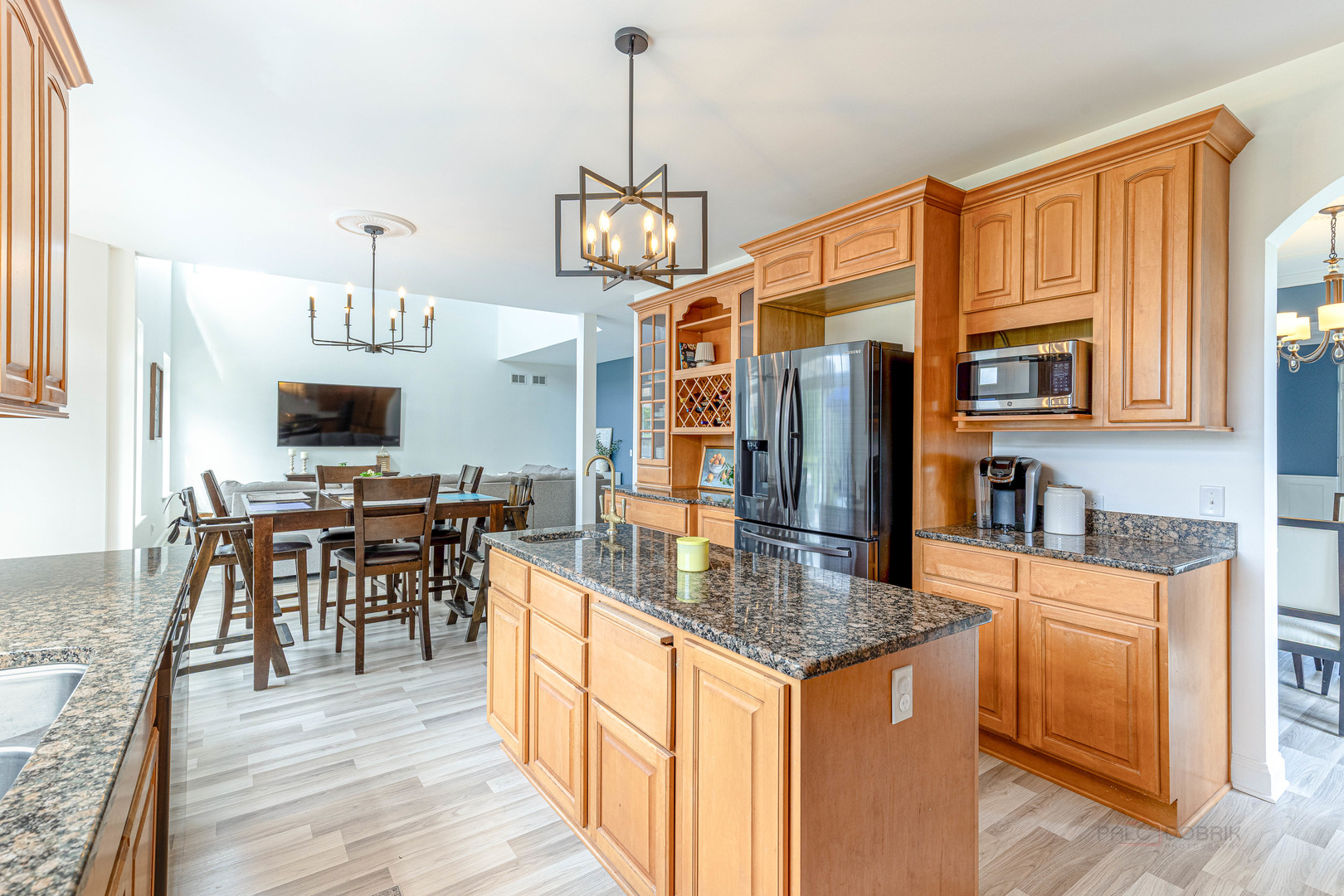 13205 W Hidden Springs Trail, Wadsworth, IL 60083