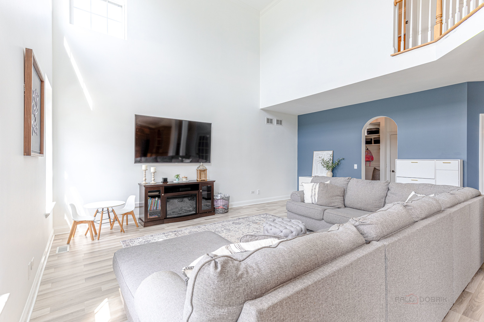 13205 W Hidden Springs Trail, Wadsworth, IL 60083