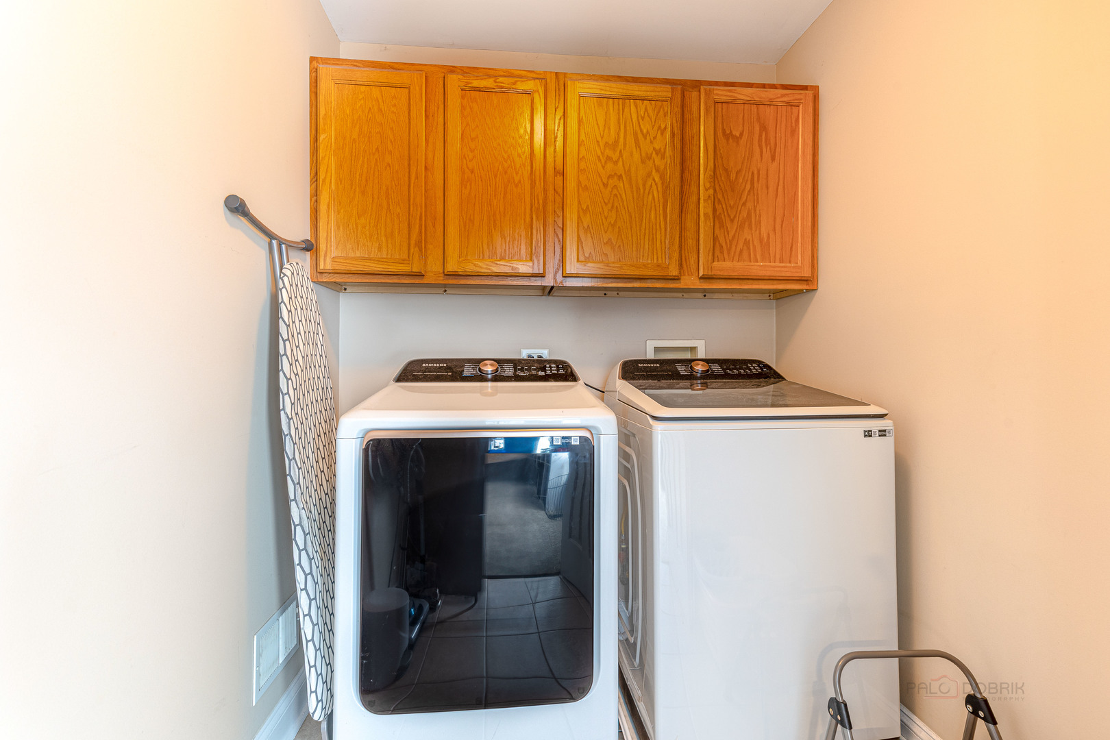 13205 W Hidden Springs Trail, Wadsworth, IL 60083