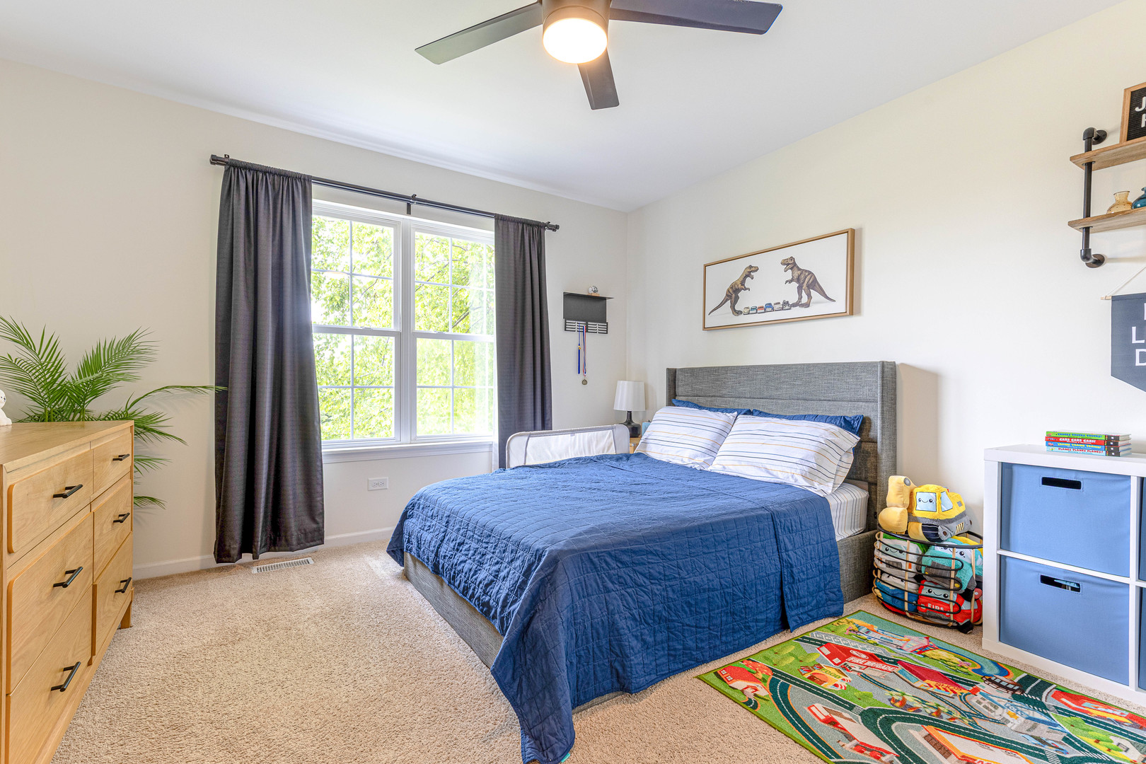13205 W Hidden Springs Trail, Wadsworth, IL 60083