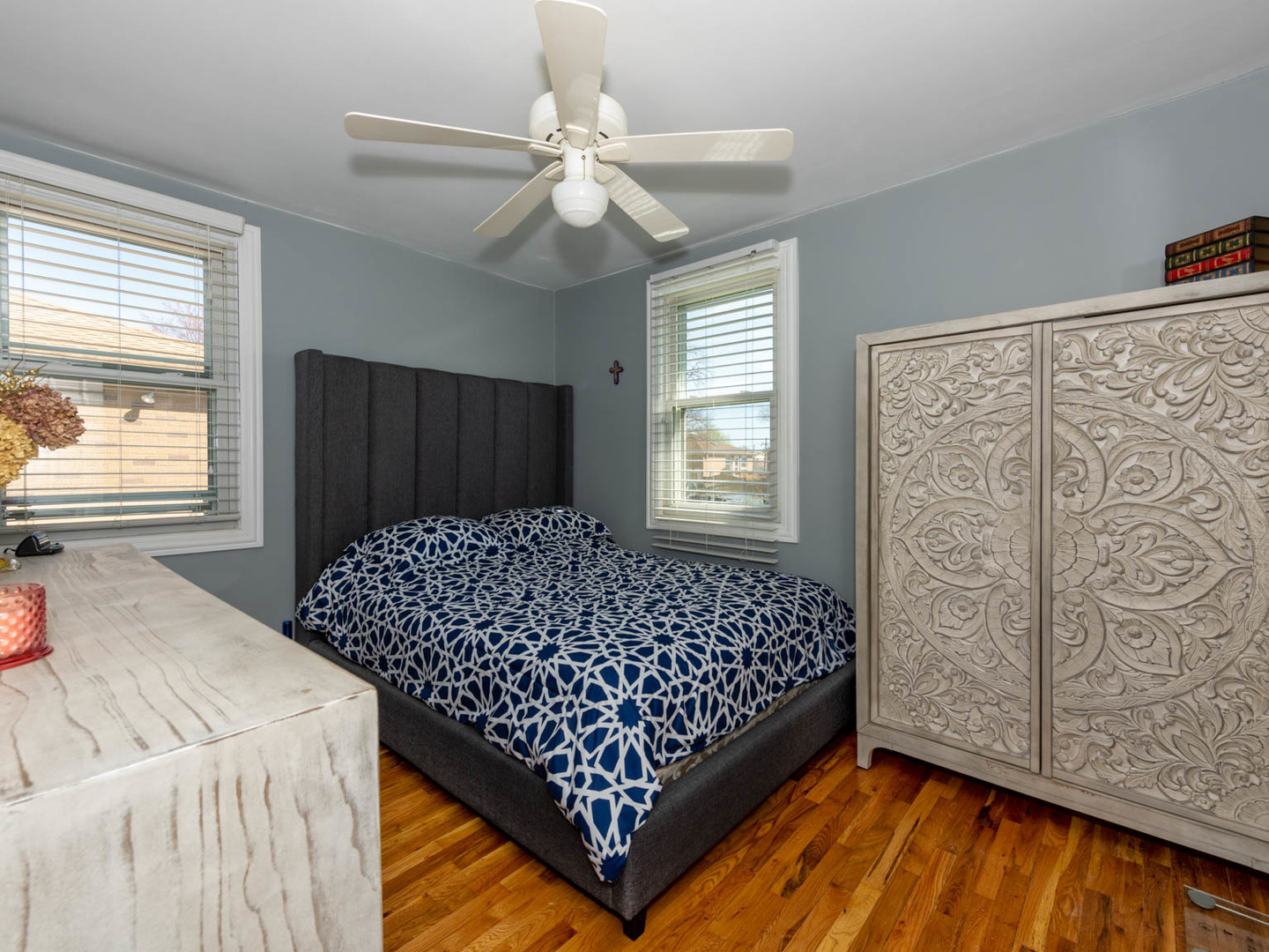 4702 Wesley Terrace, Schiller Park, IL 60176