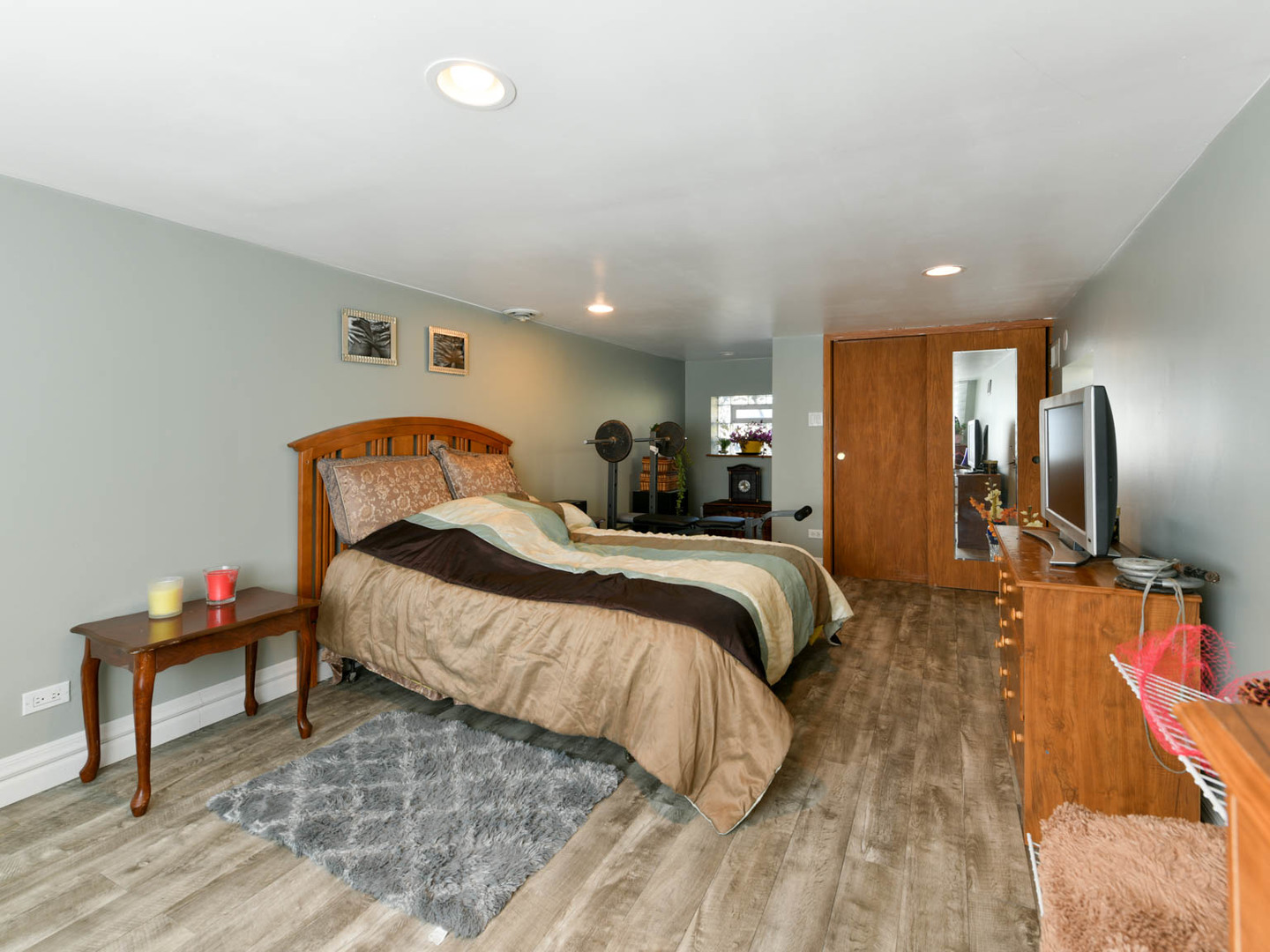 4702 Wesley Terrace, Schiller Park, IL 60176