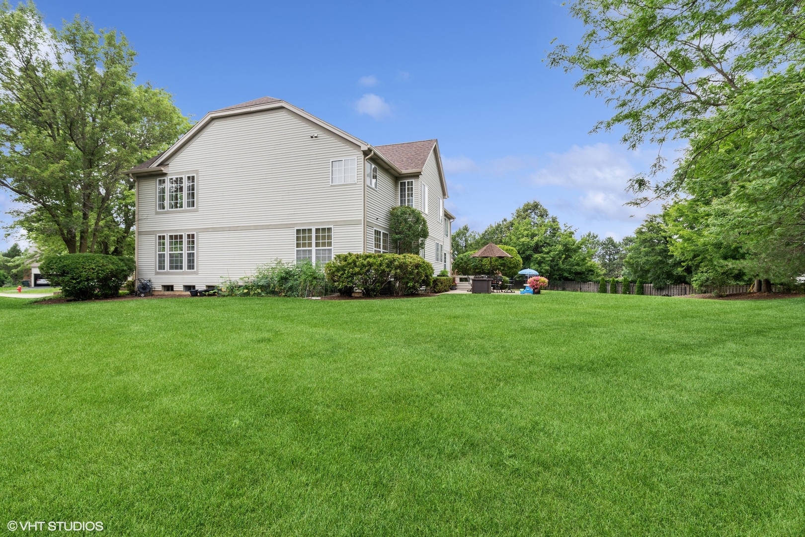 1505 Nathan Lane, Libertyville, IL 60048