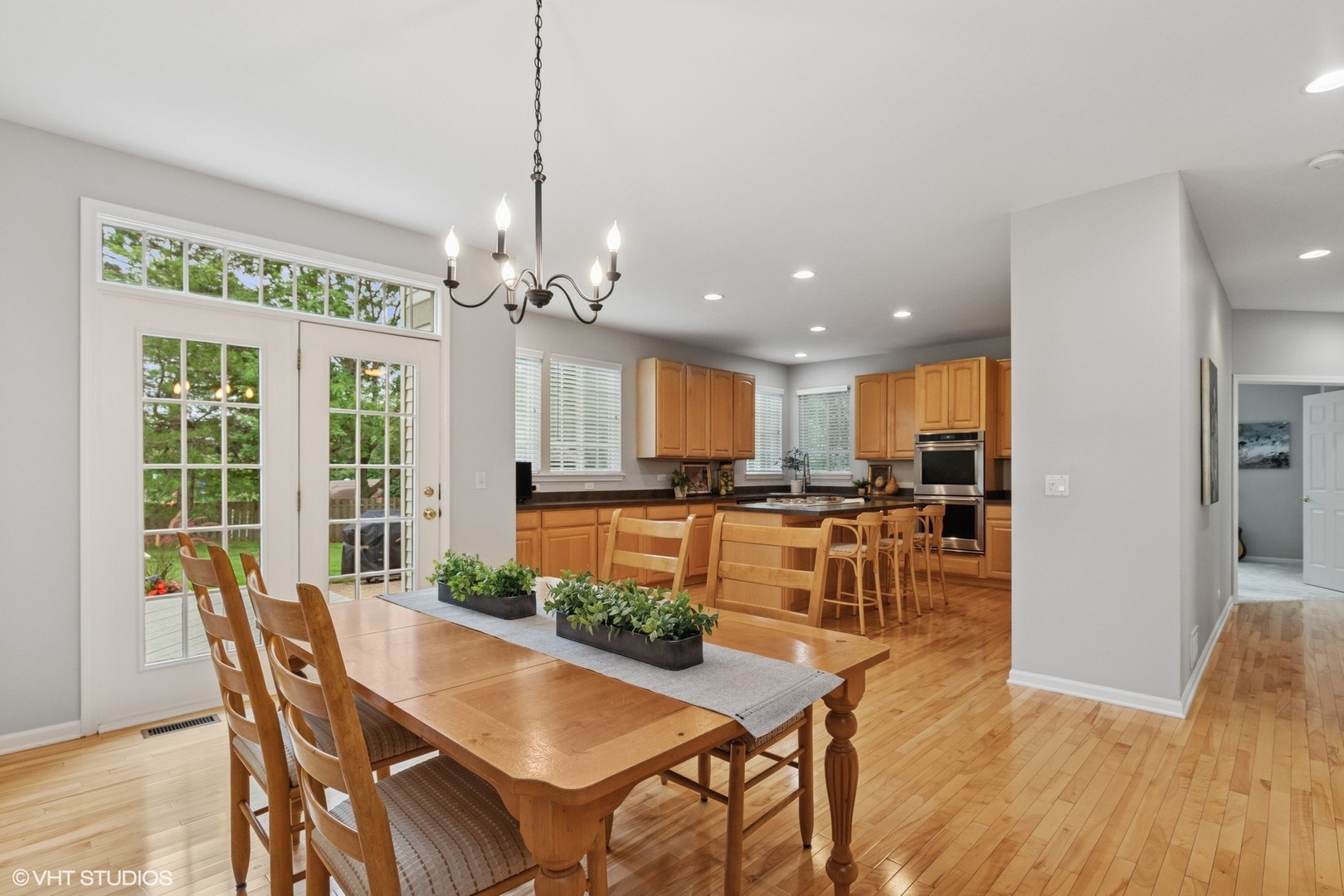 1505 Nathan Lane, Libertyville, IL 60048