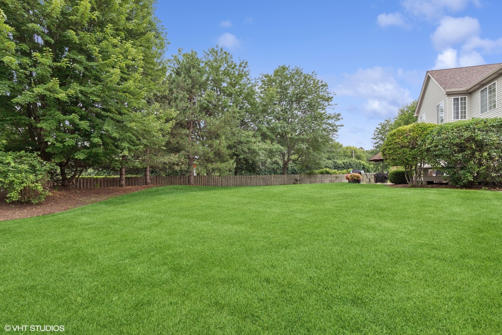1505 Nathan Lane, Libertyville, IL 60048
