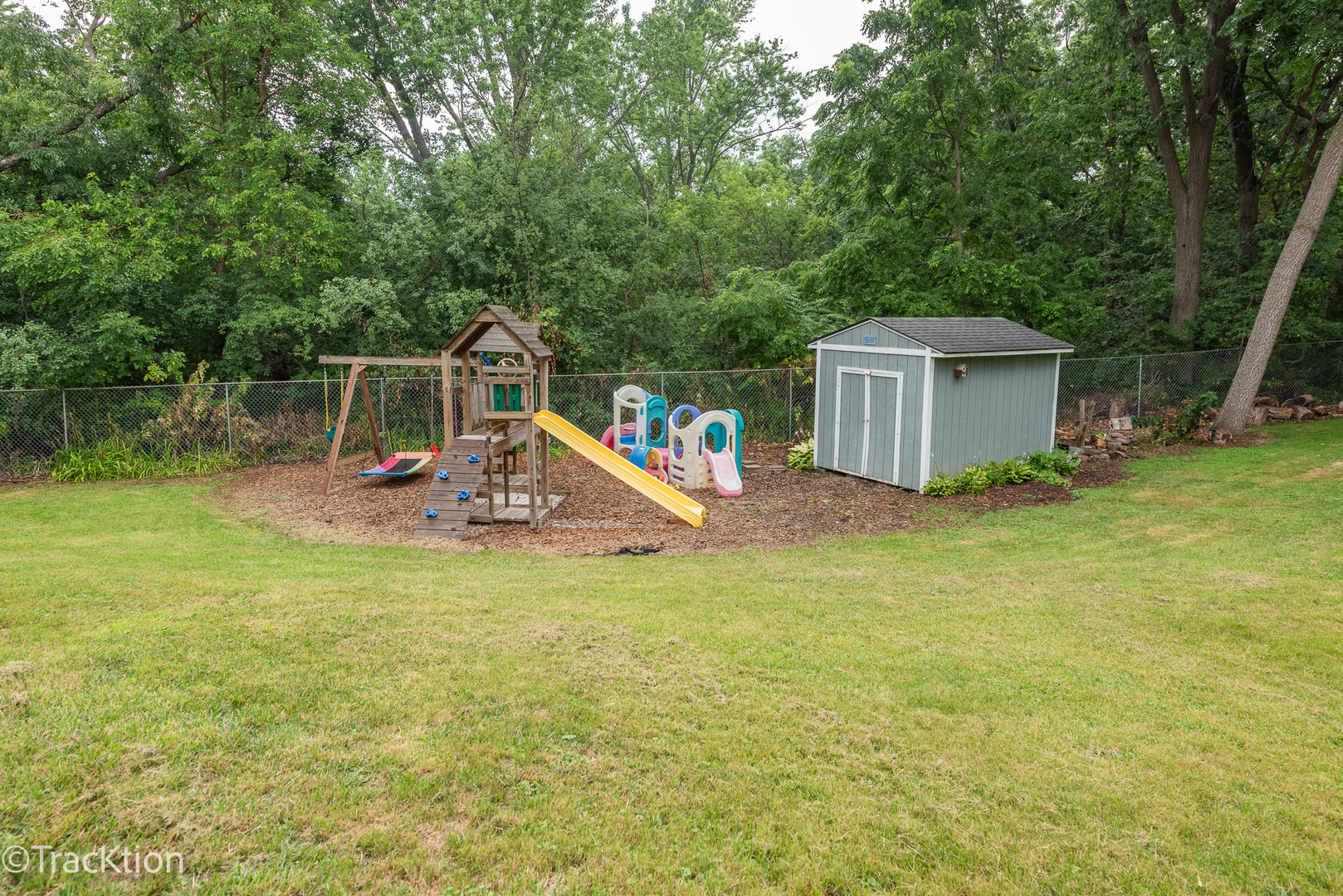 24200 W Deer Ridge Lane, Antioch, IL 60002