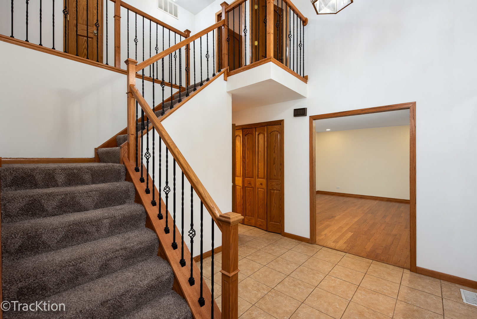 24200 W Deer Ridge Lane, Antioch, IL 60002