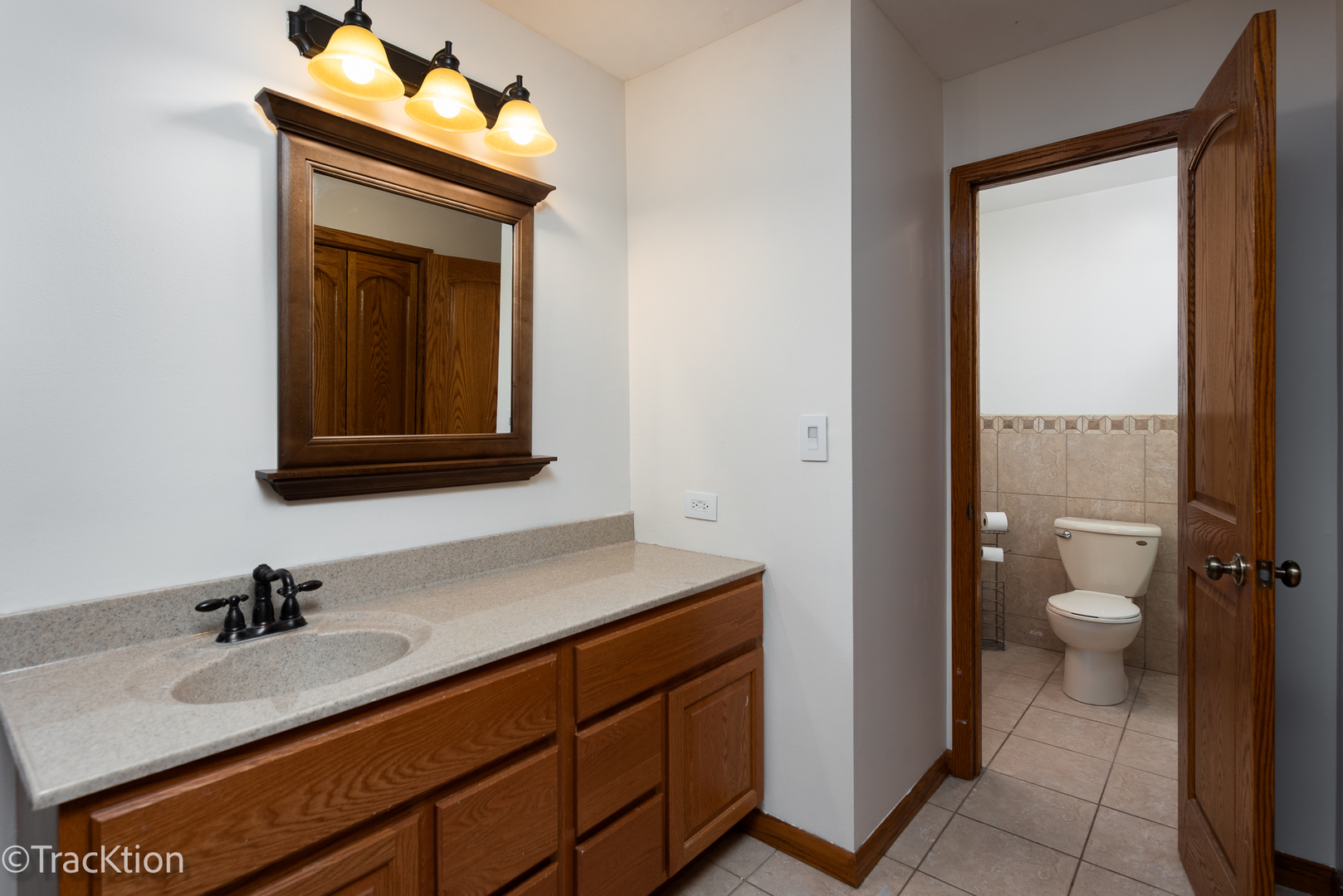 24200 W Deer Ridge Lane, Antioch, IL 60002