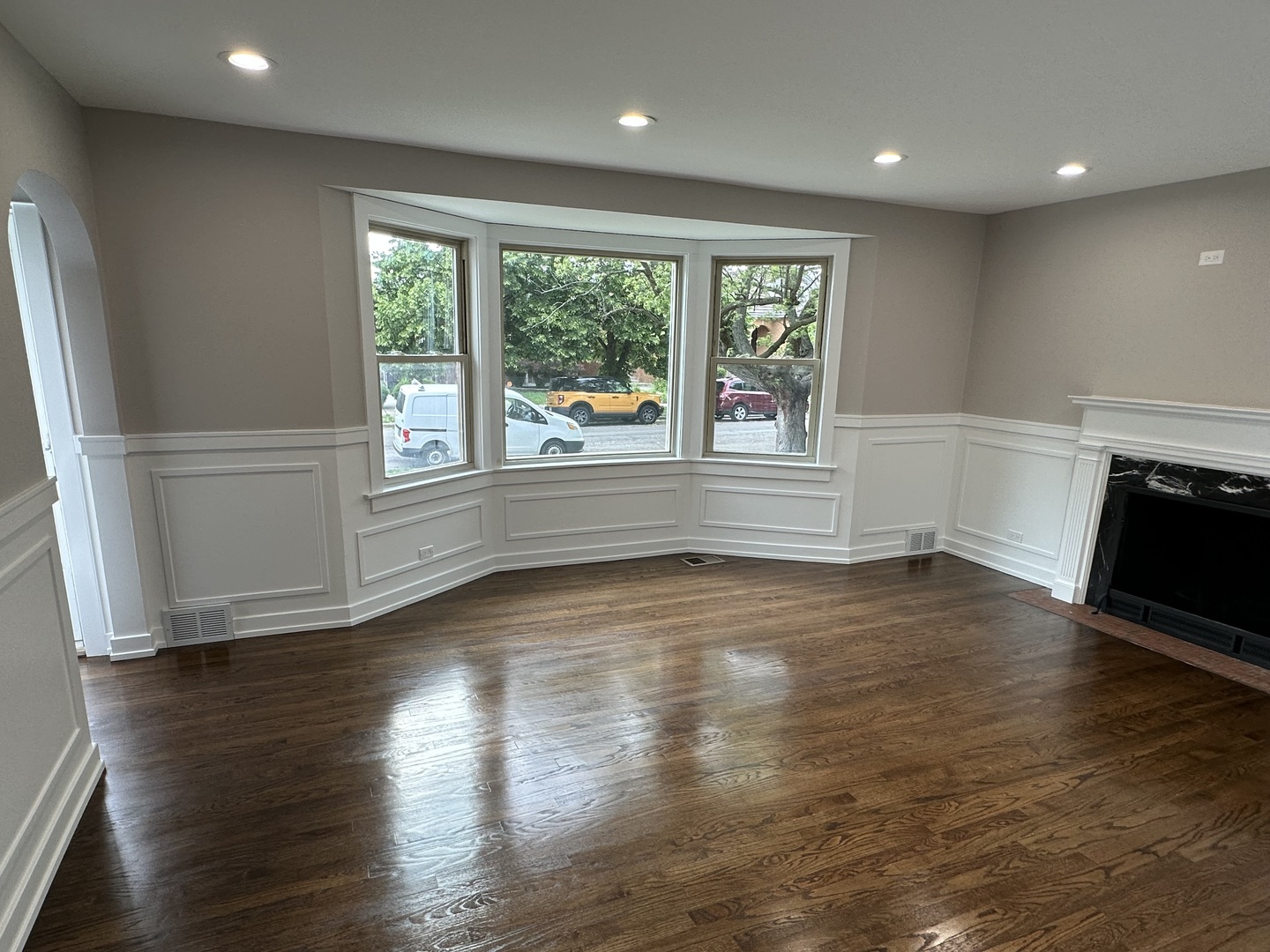 1831 N Newcastle Avenue, Chicago, IL 60707