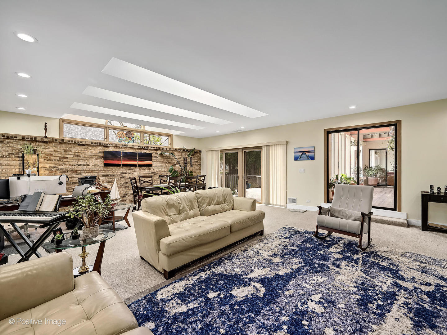 56 Birchwood Avenue, Deerfield, IL 60015