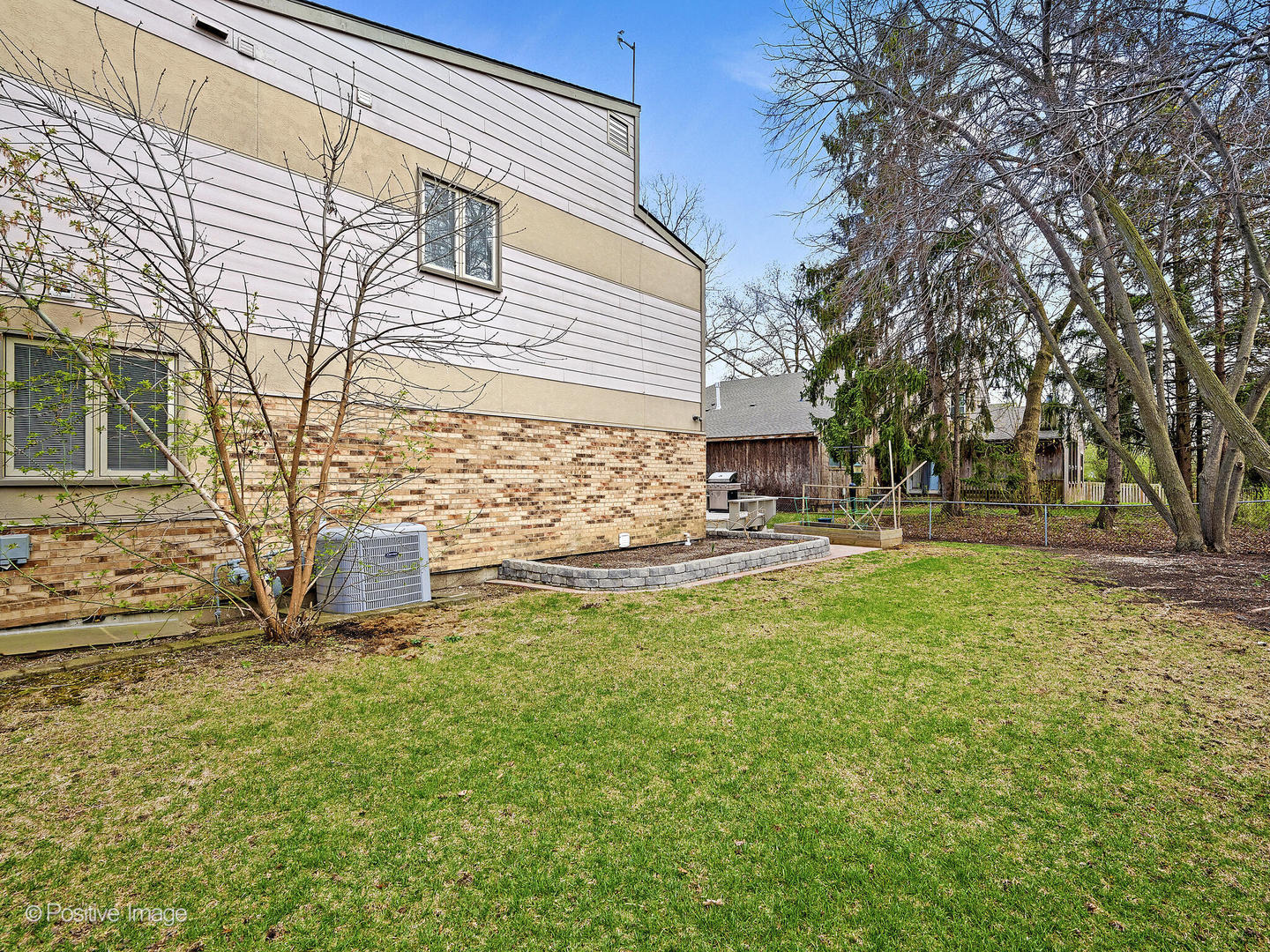 56 Birchwood Avenue, Deerfield, IL 60015