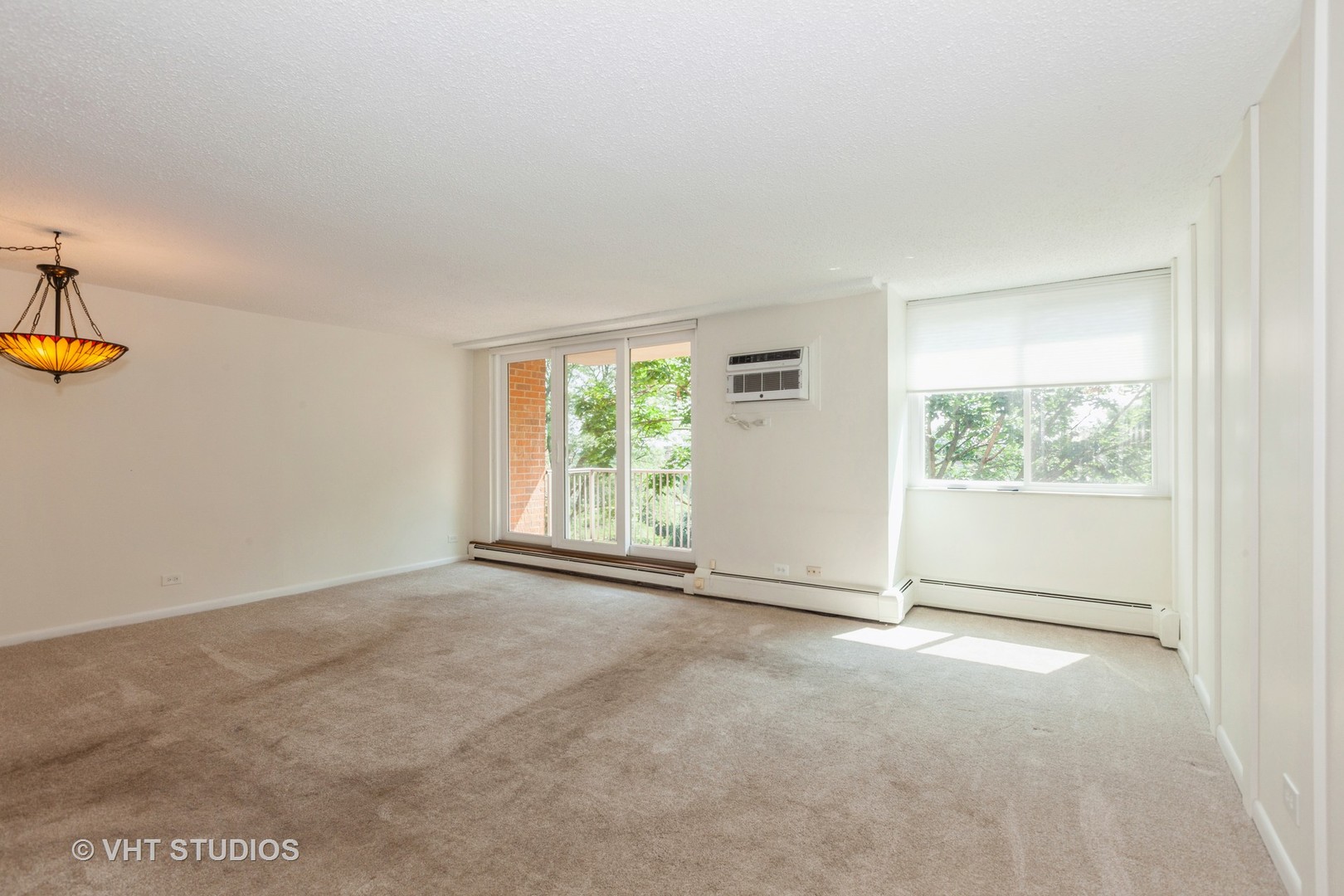 2211 S Highland Avenue #4B, Lombard, IL 60148