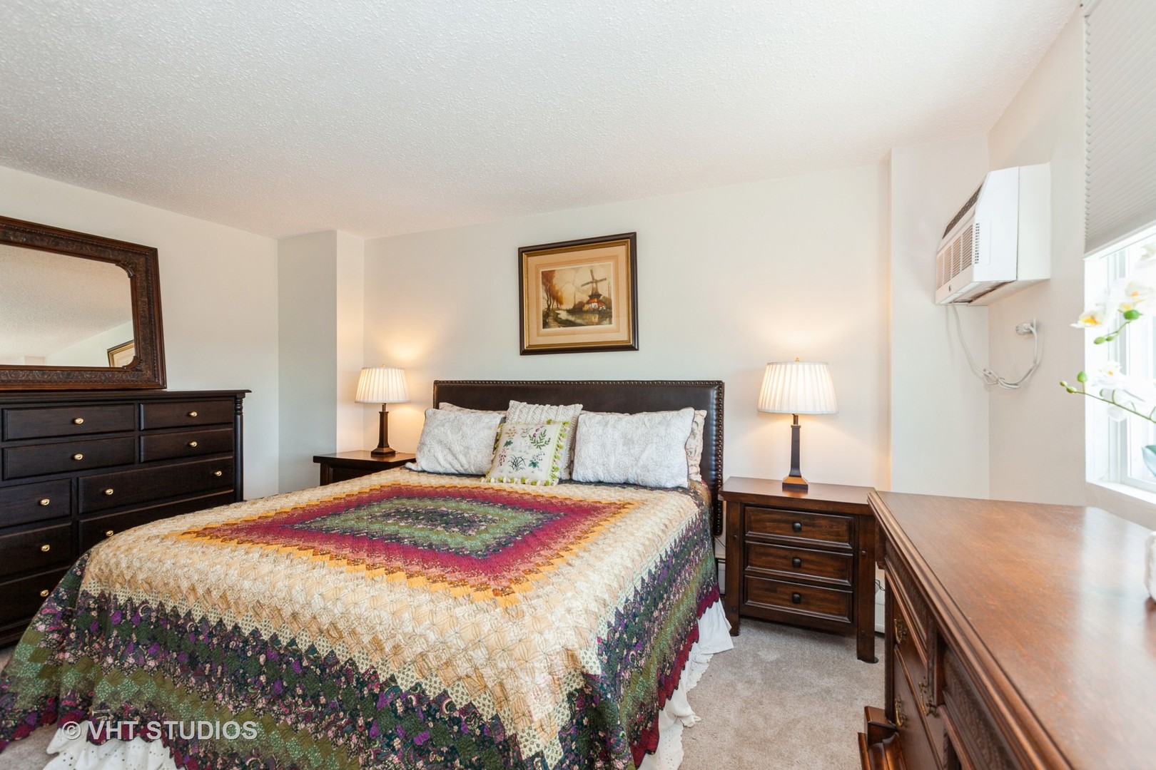2211 S Highland Avenue #4B, Lombard, IL 60148