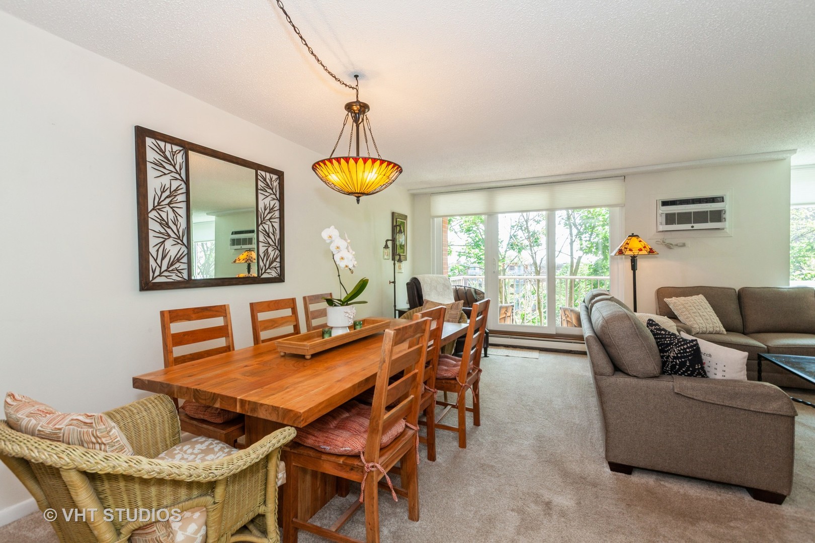 2211 S Highland Avenue #4B, Lombard, IL 60148