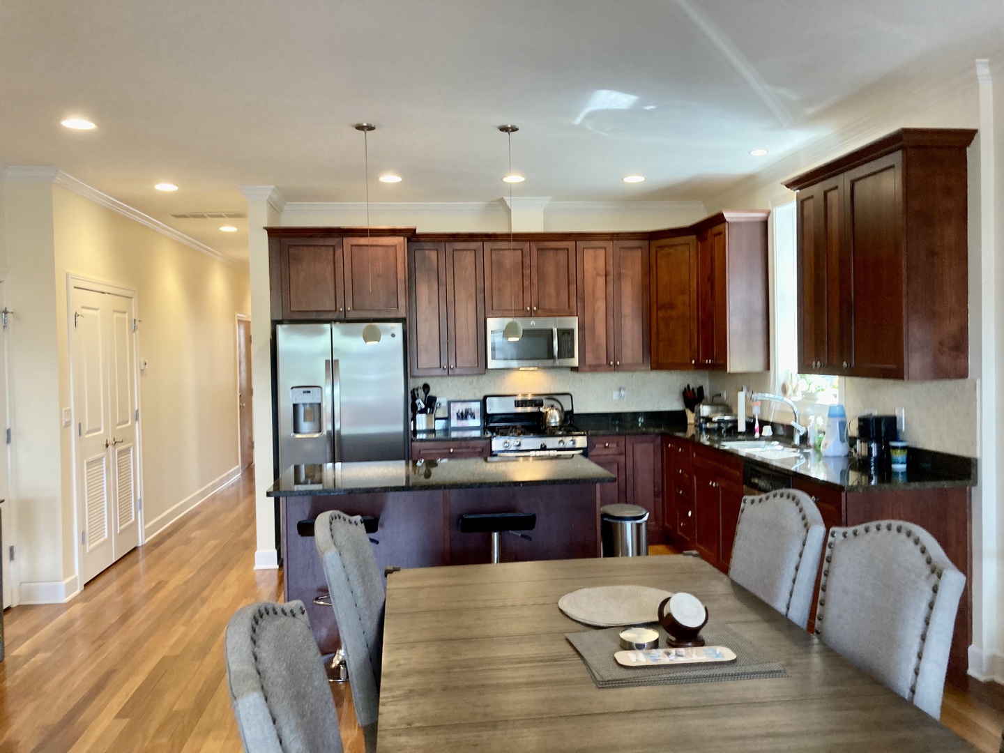 1025 W Monroe Street #4W, Chicago, IL 60607
