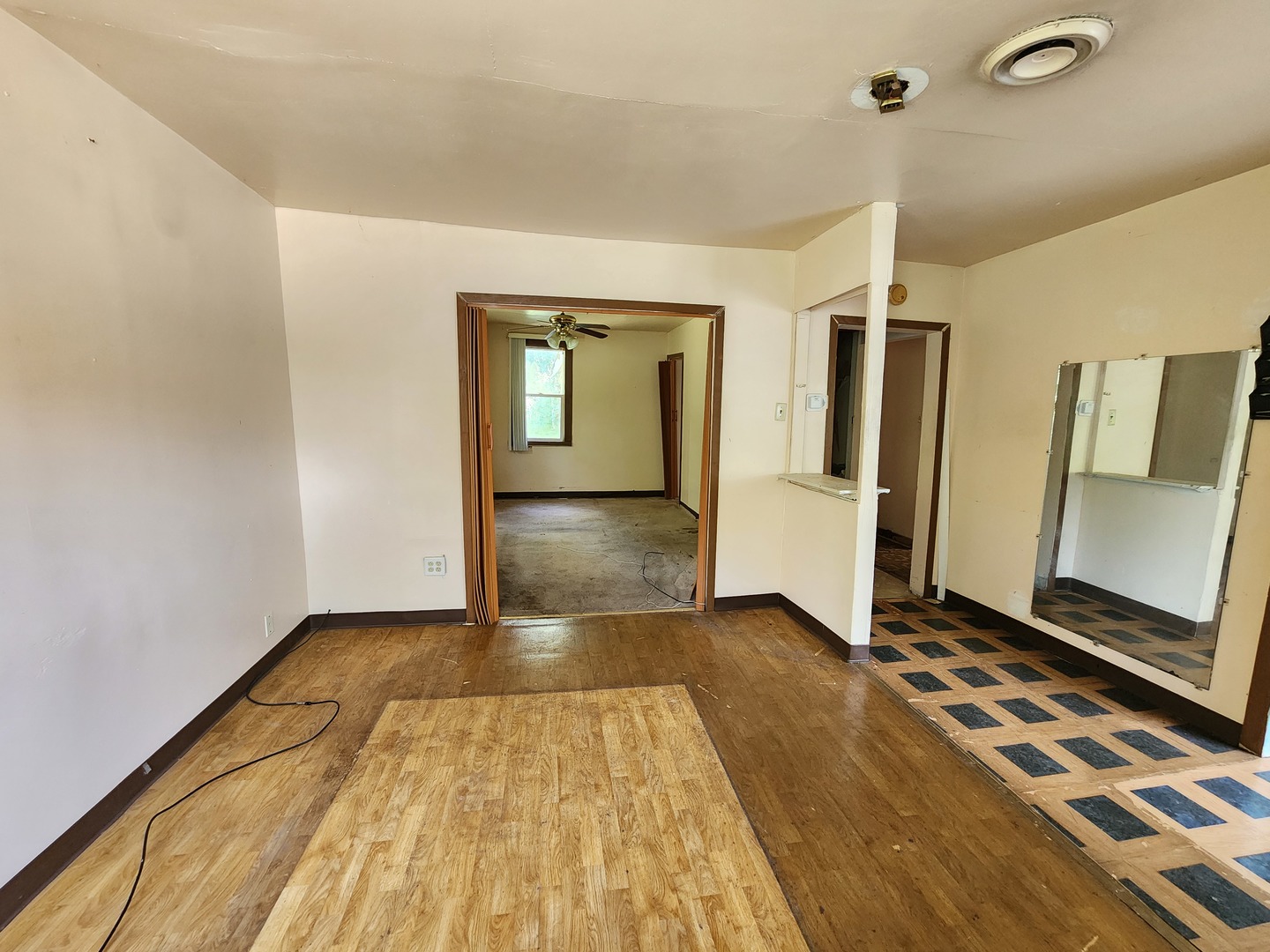 3702 Lincoln Lane, Robbins, IL 60472