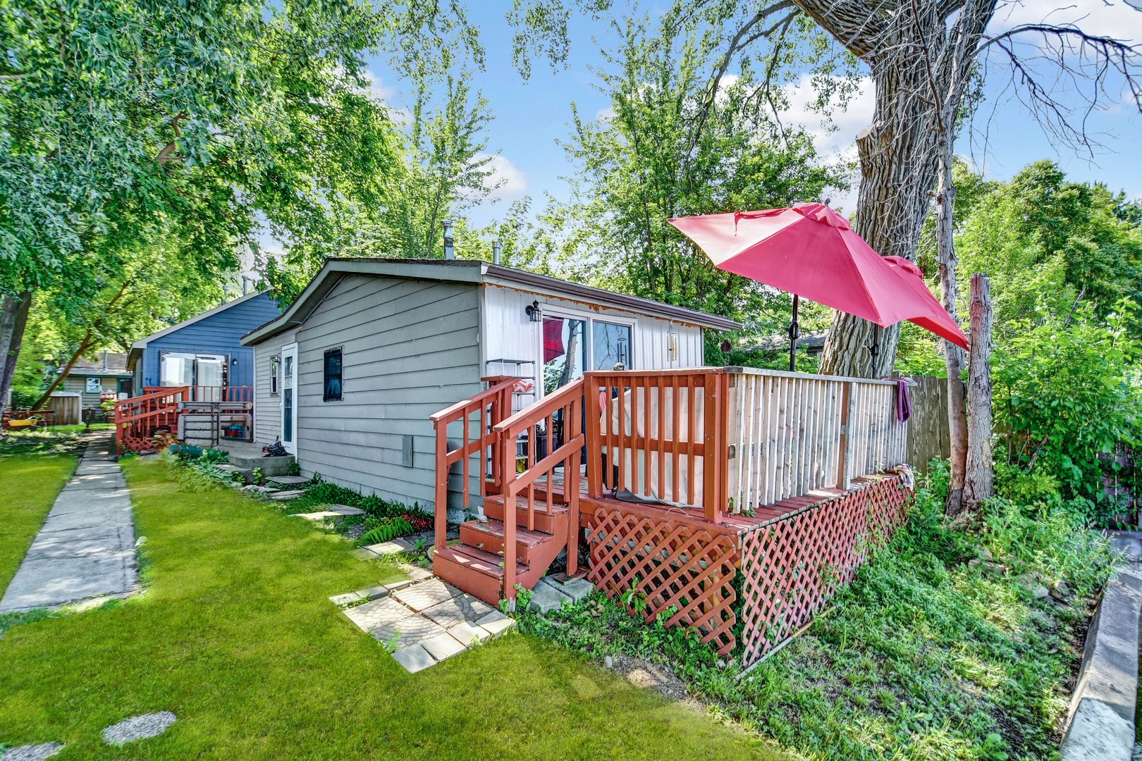 50 N Lake Avenue, Fox Lake, IL 60020