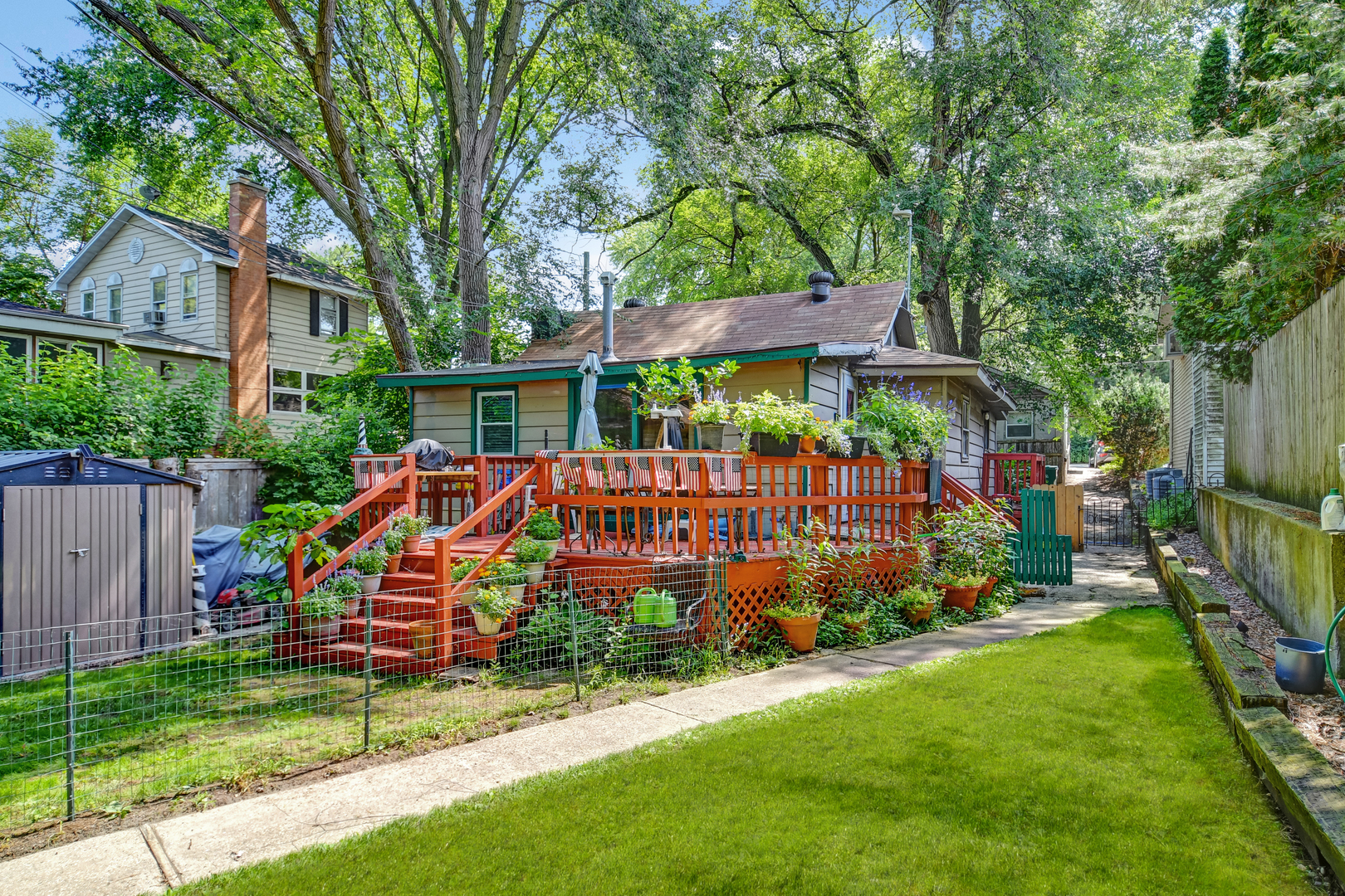 50 N Lake Avenue, Fox Lake, IL 60020